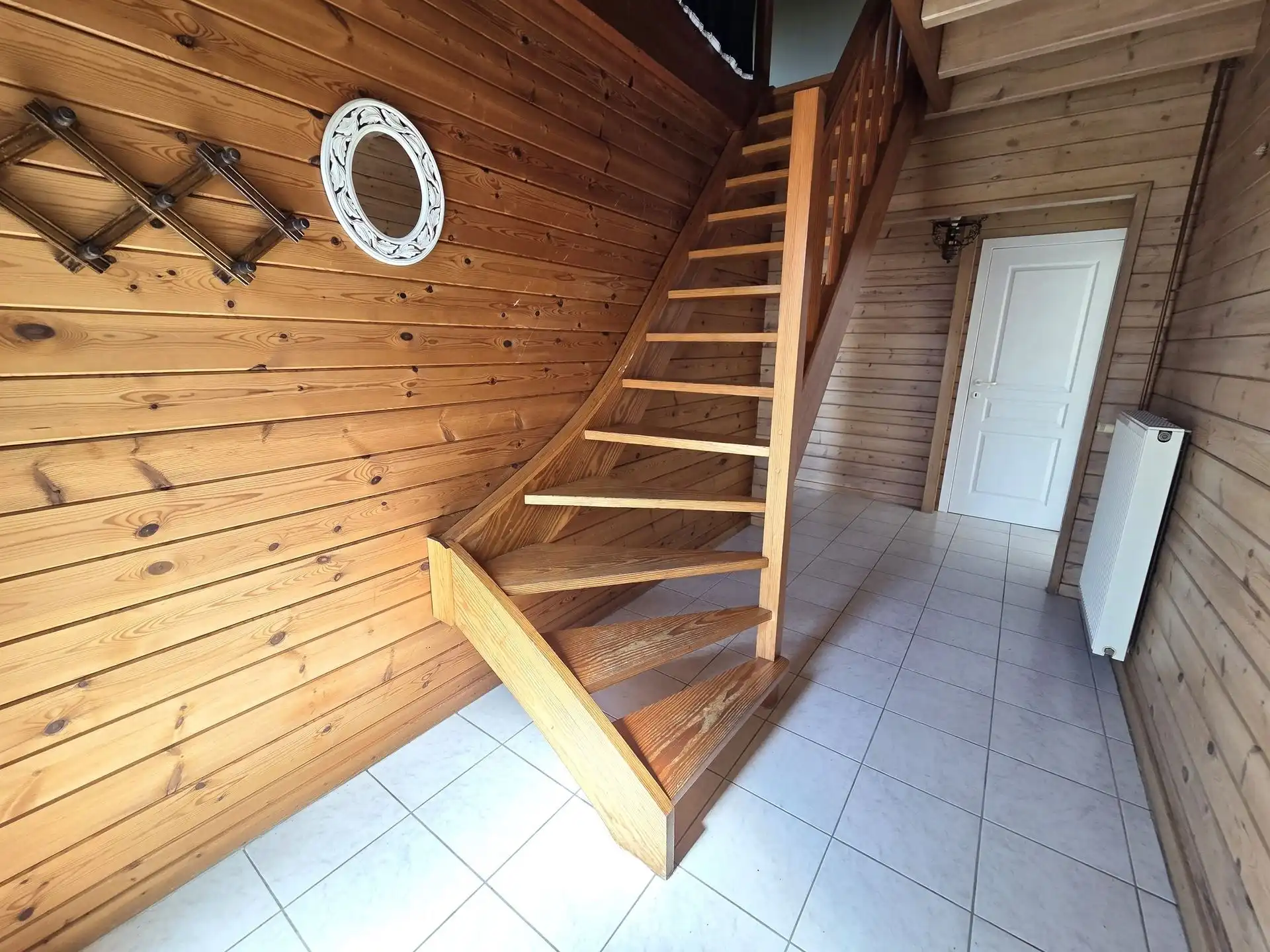 Instapklare woning, 5 slpk met groot bijgebouw van 112m² foto 19