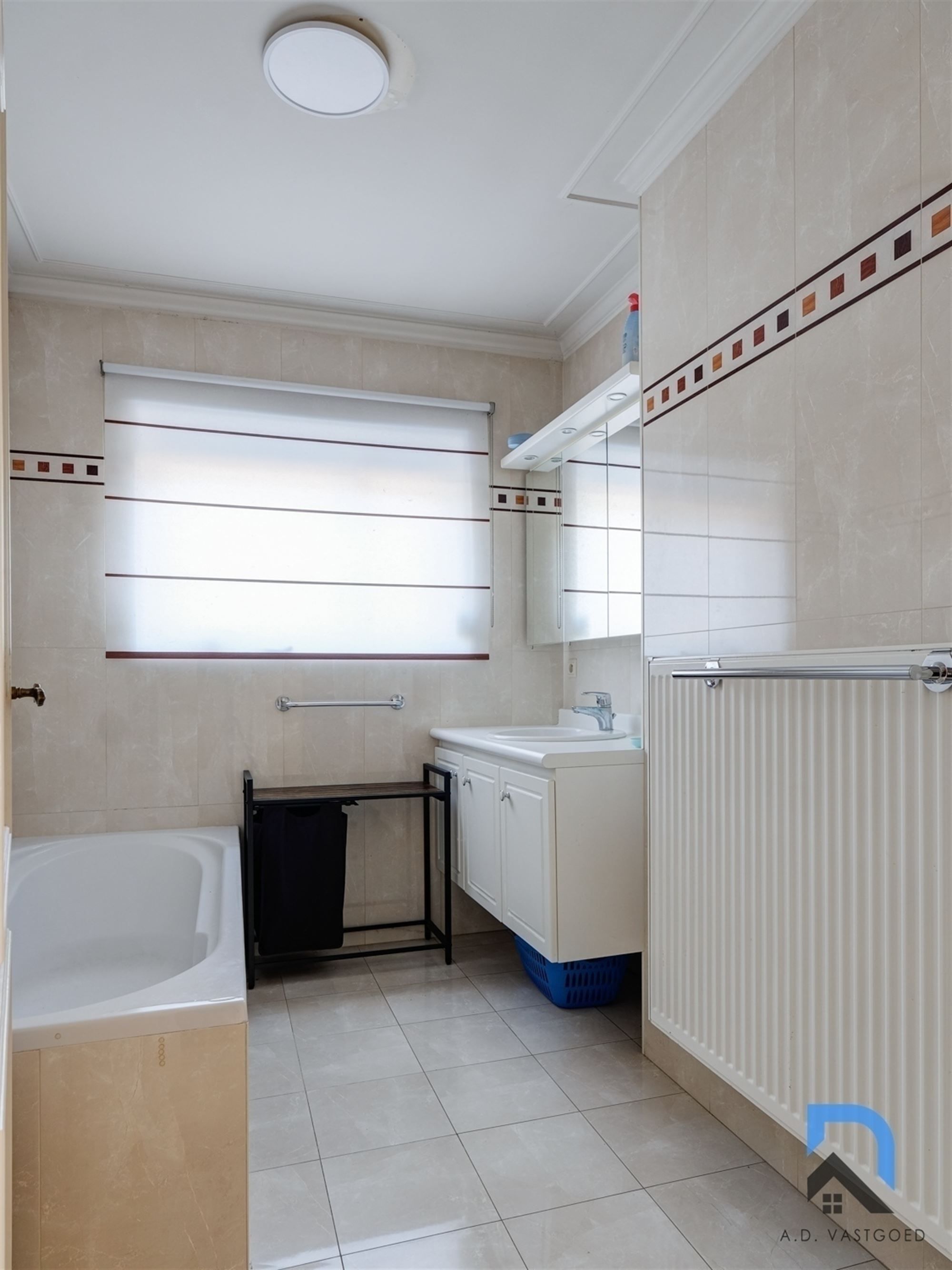Vrijstaande woning op toplocatie met mooie tuin foto 15