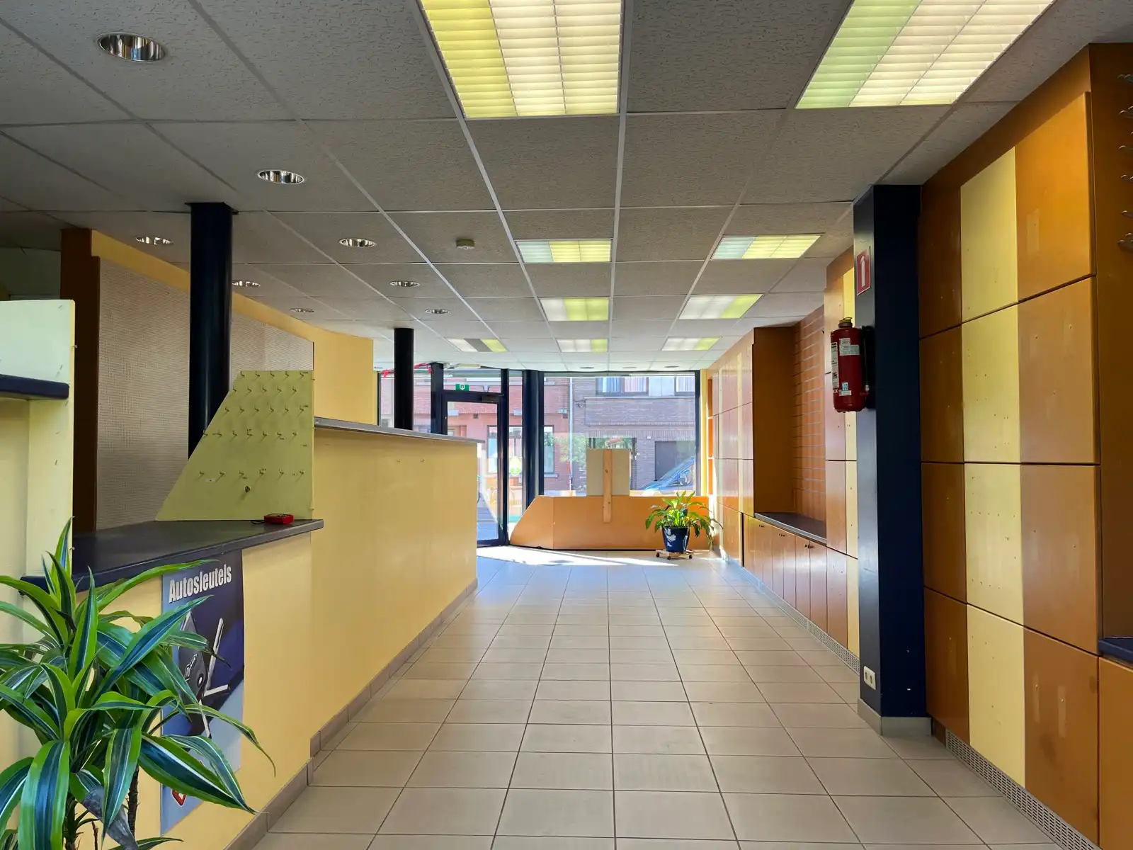 grote woning met mooie tuin   foto 6