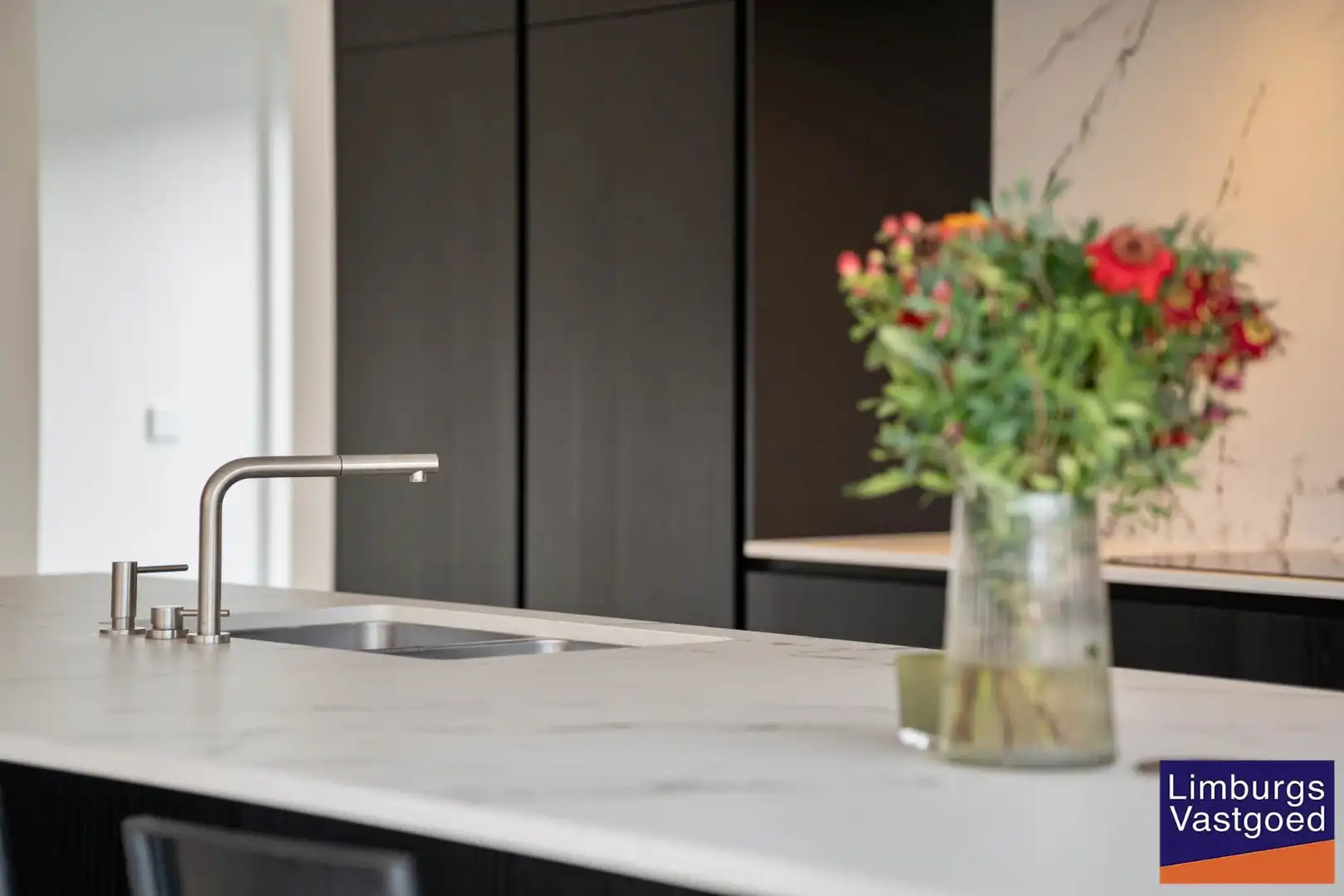 Hoogwaardig afgewerkte gezinswoning, 4 slpk, op 48a23ca, nabij centrum foto 17