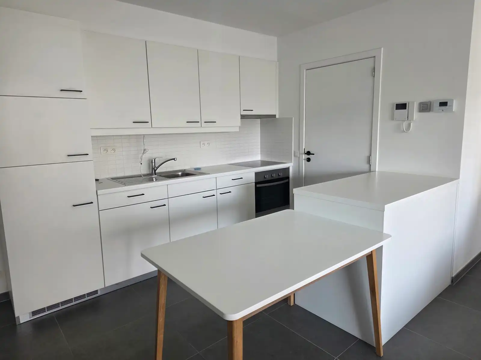 Instapklaar 1-slpk appartement met ondergrondse standplaats foto 6