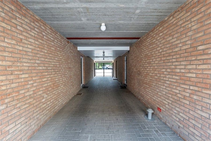 GEZELLIG 2 SLK APPARTEMENT MET STAANPLAATS IN HET CENTRUM VAN SINT-TRUIDEN foto 29