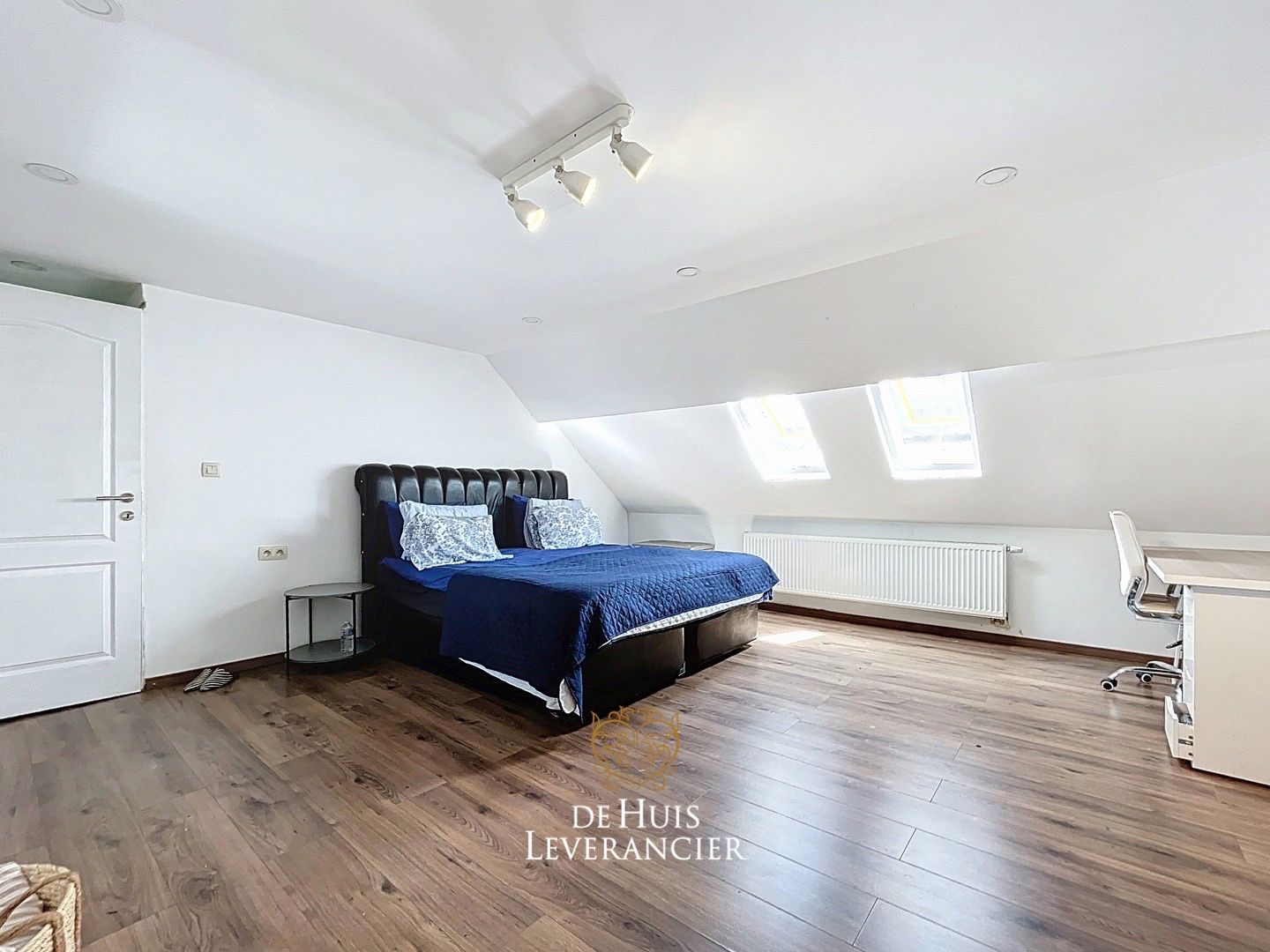 Instapklare woning met drie slaapkamers en twee badkamers foto 19