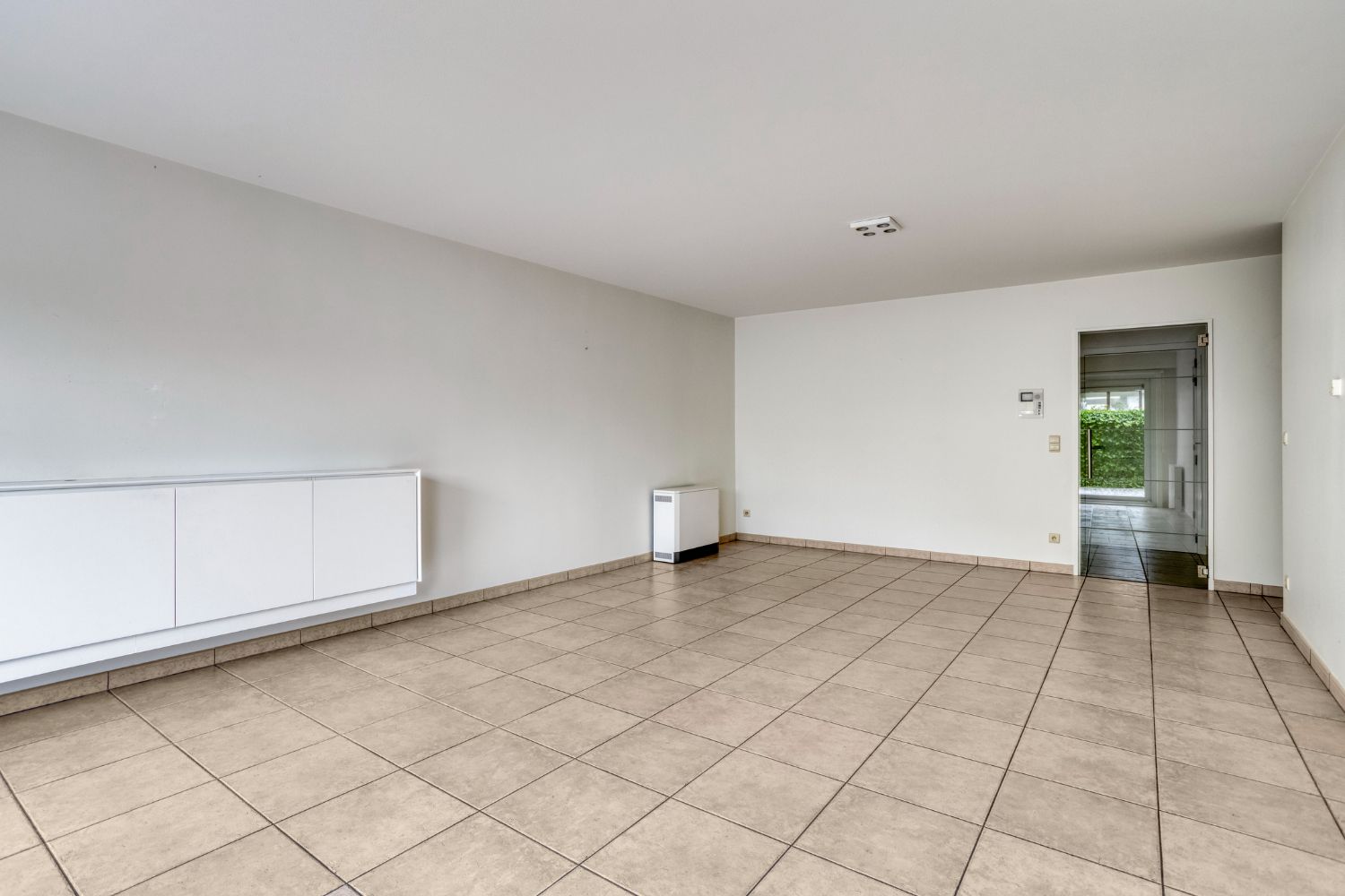 Instapklaar appartement met 1 slaapkamer aan de rand van de Simliwijk foto 3