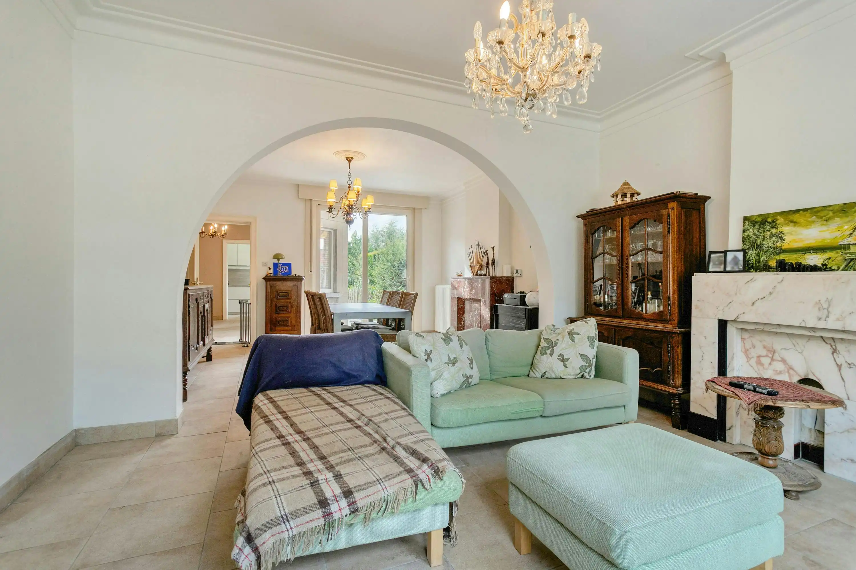 Gerenoveerde burgerwoning te koop in Velzeke (Zottegem) foto 4
