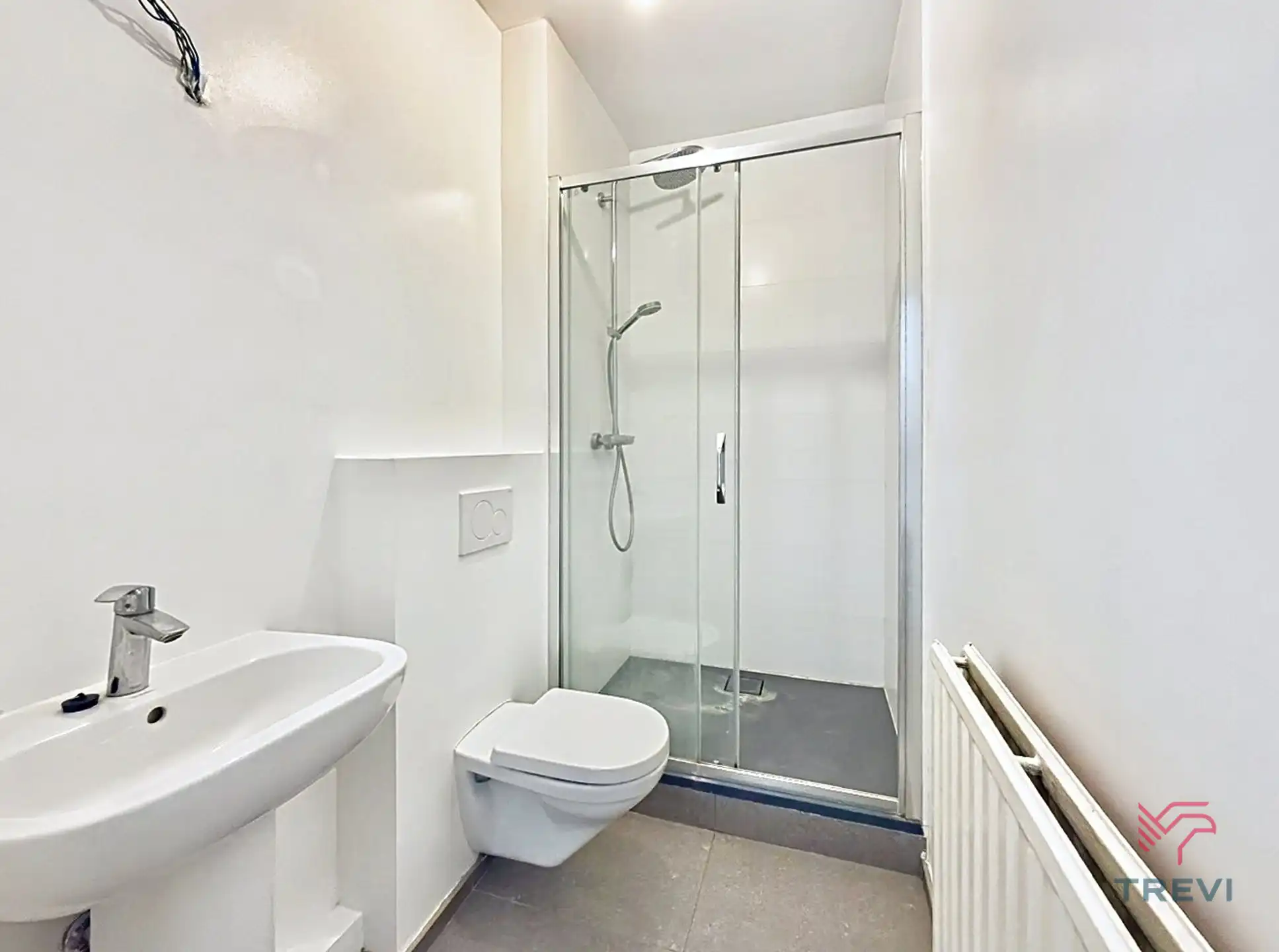 Appartement met 2 slaapkamers en balkon. foto 8