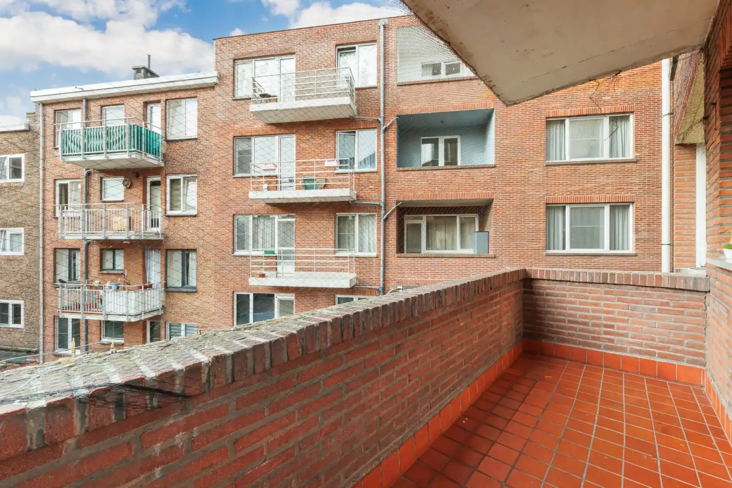 Instapklaar appartement met terras en 2 slaapkamers (ca. 90 m²). foto 12