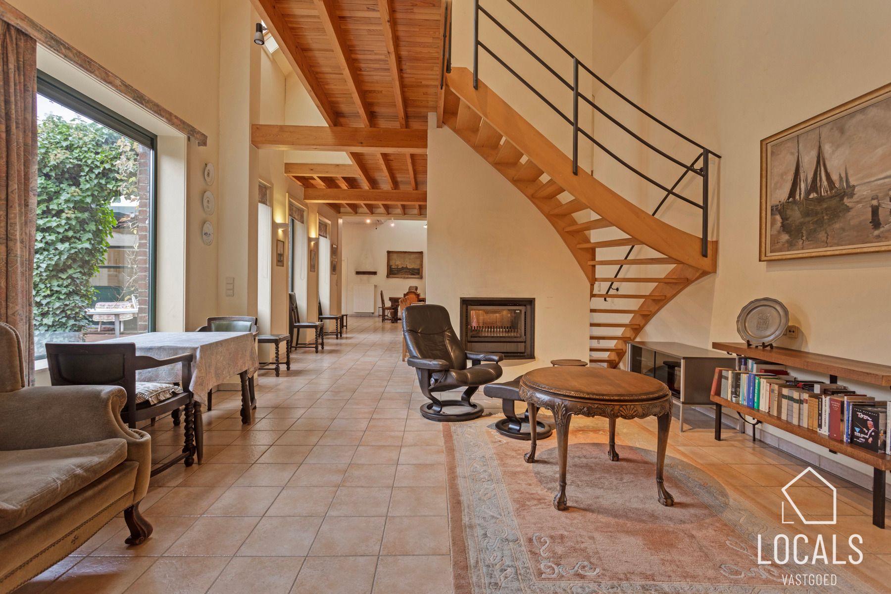 Unieke eigendom op toplocatie foto 2