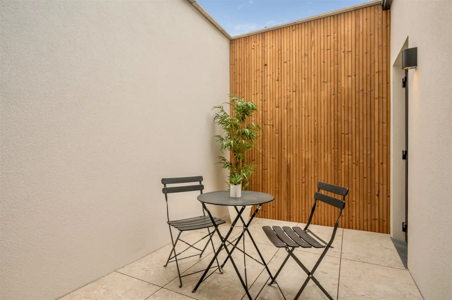 Knappe energiezuinige woning met 3 slpks en stadstuintje foto 20