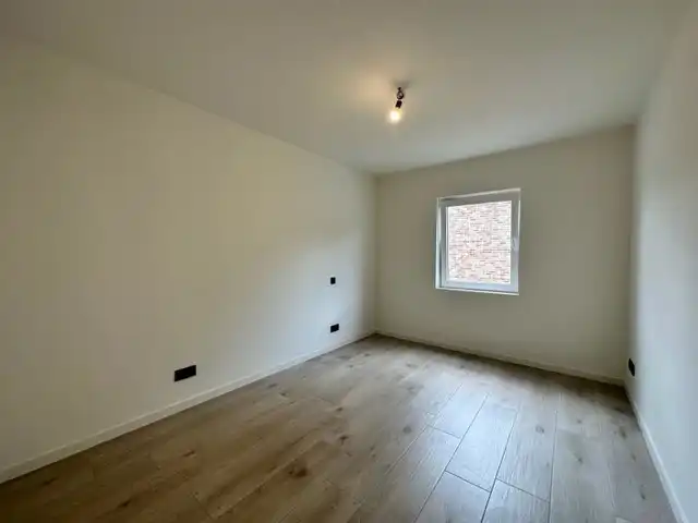 Comfortabele, hoog afgewerkte en energiezuinige nieuwbouwwoning gelegen in een rustige omgeving in Neeroeteren.  foto 12