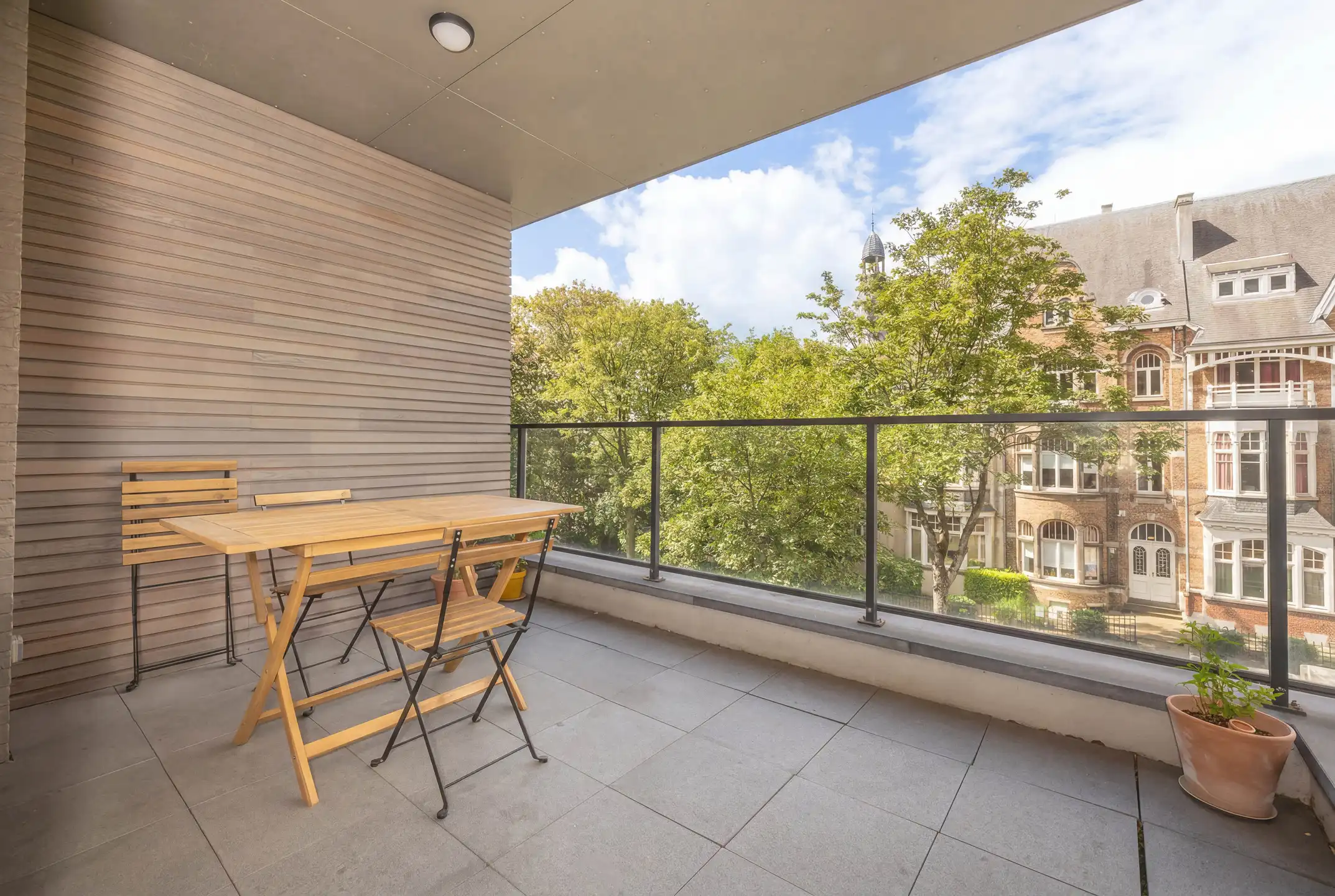 Appartement met 3 slaapkamers + P foto 2