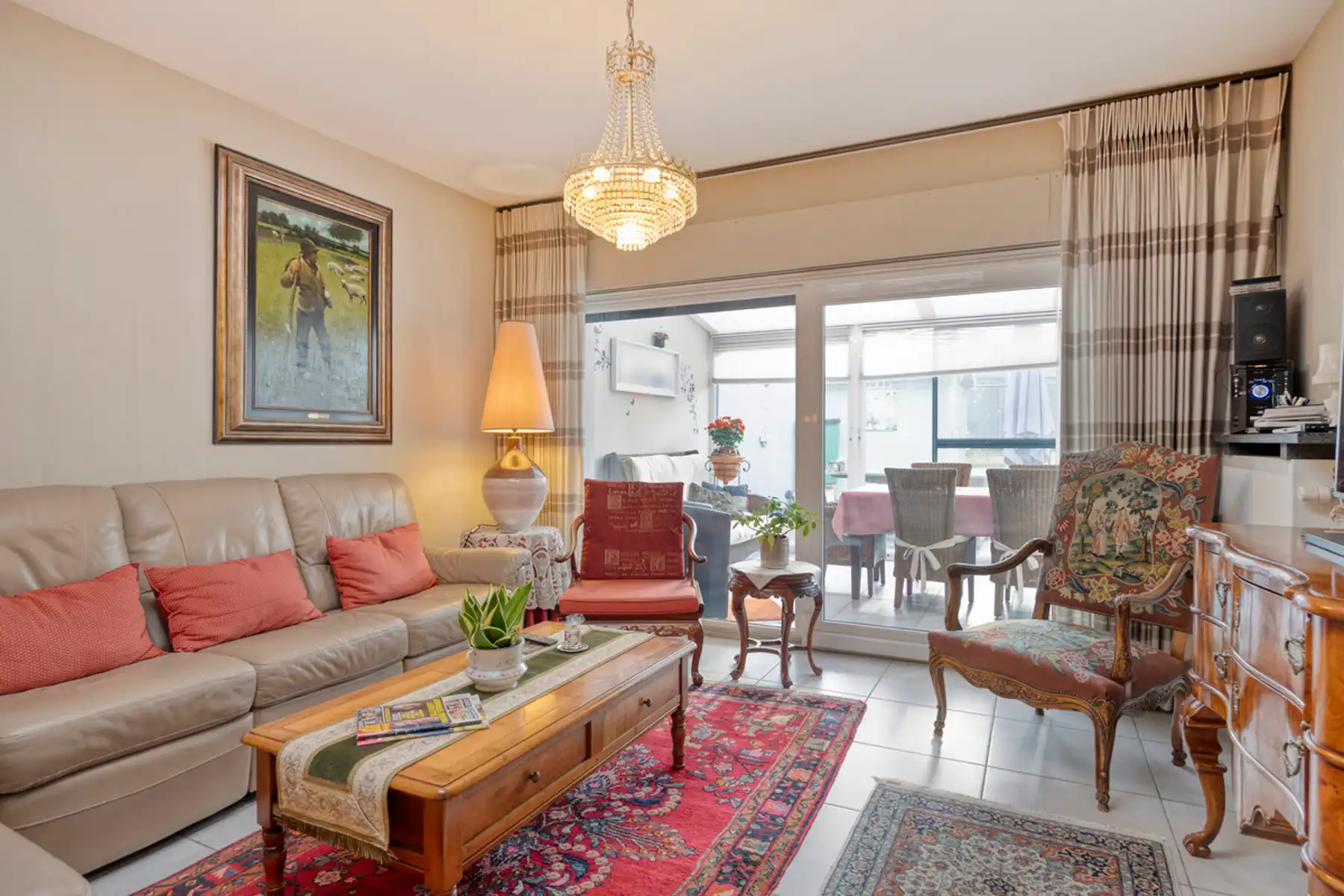 Instapklaar gelijkvloers appartement in centrum Buggenhout foto 5