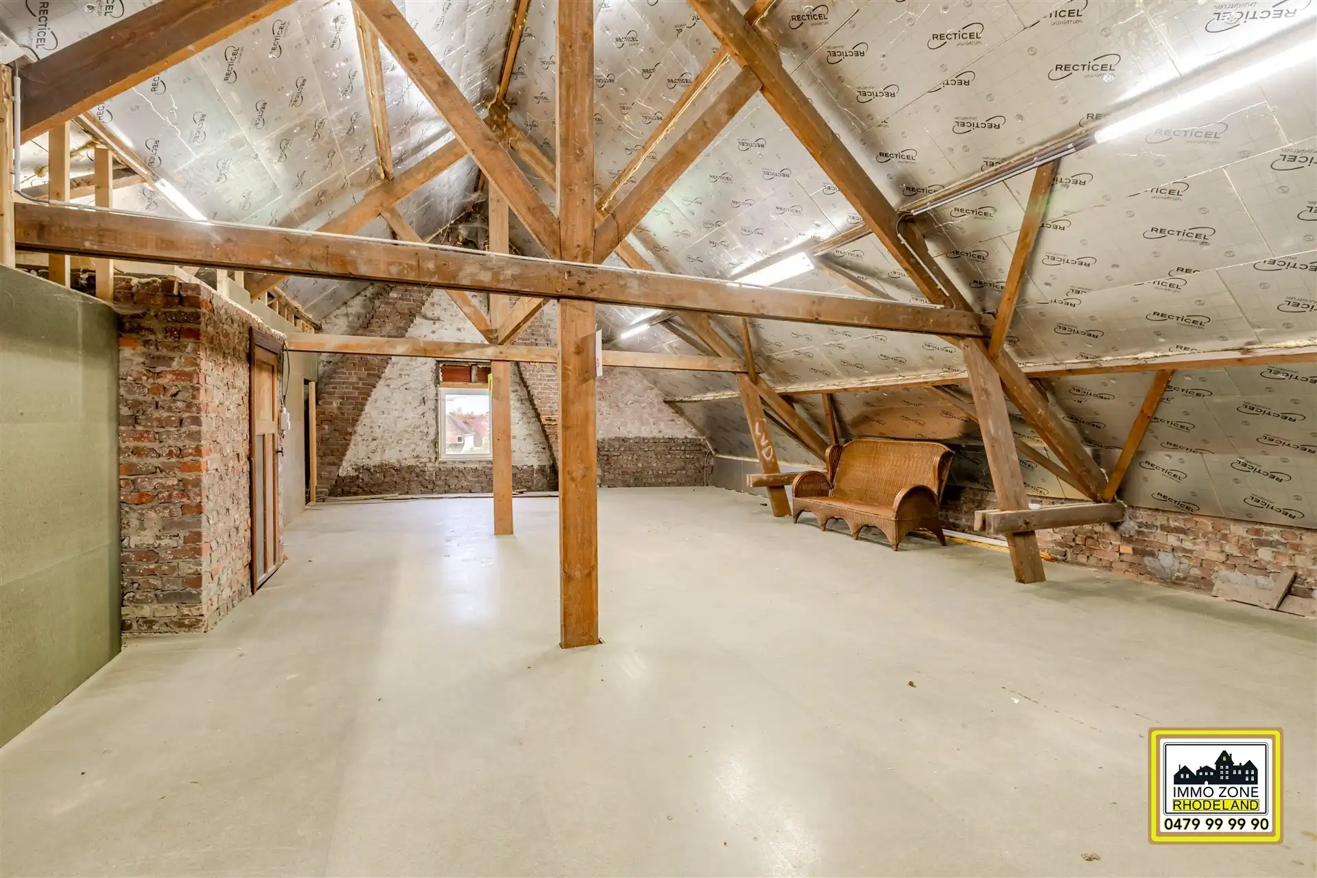 Karaktervolle woning met 4 slpks en magazijn foto 20