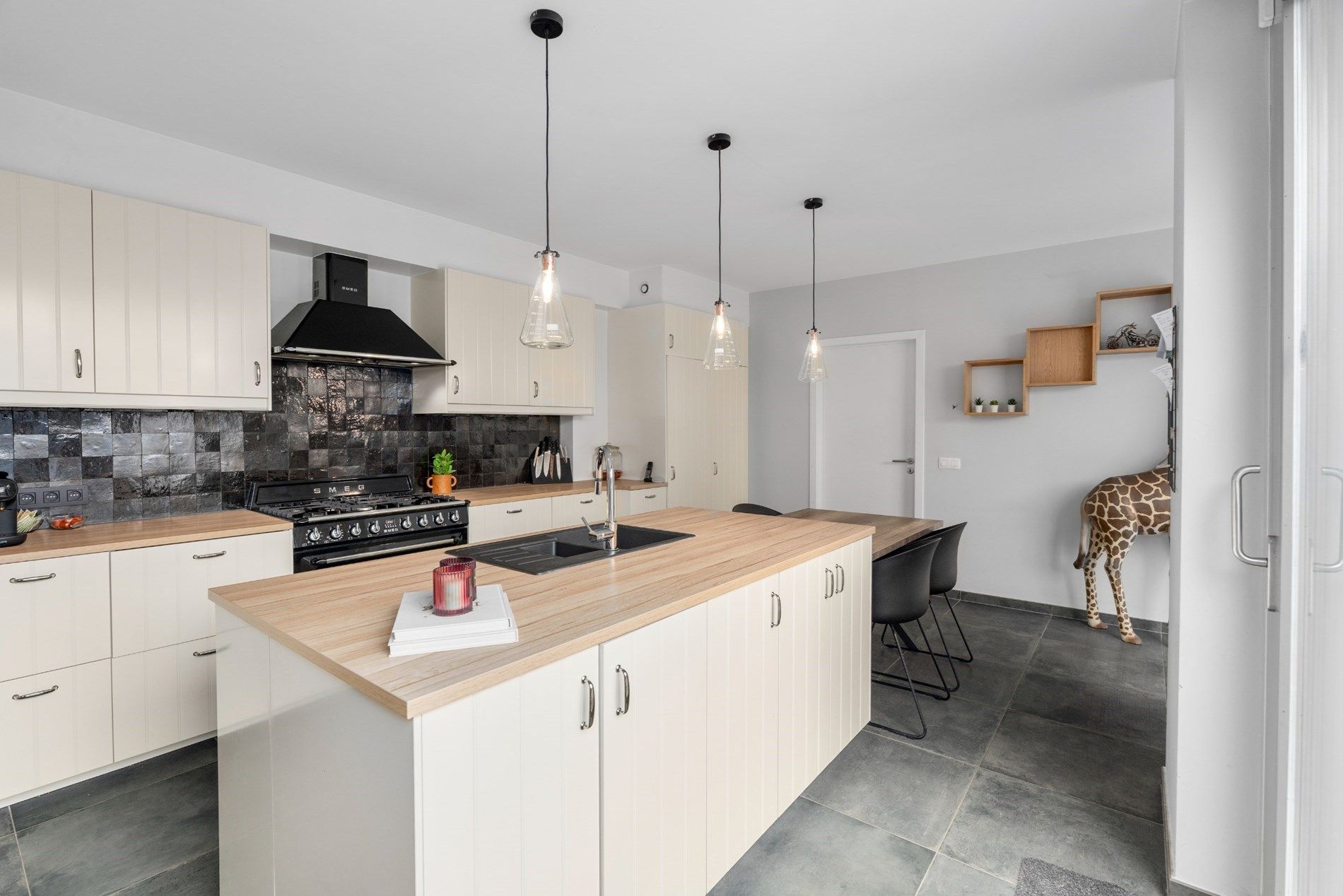 Grote en energiezuinige woning te Lissewege foto 5