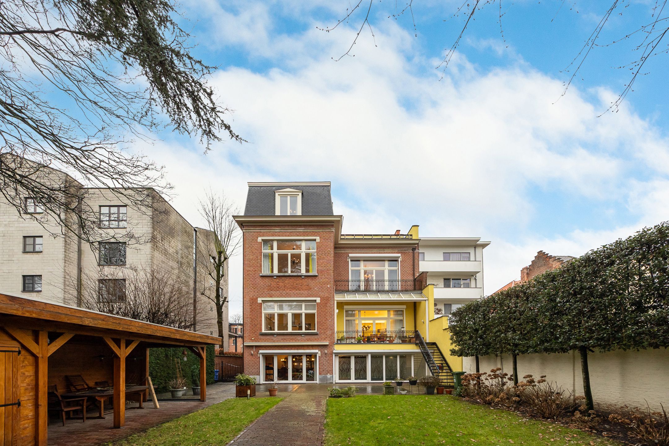 ANTWERPEN-MARKGRAVE - Luxe herenwoning met binnenzwembad foto 31