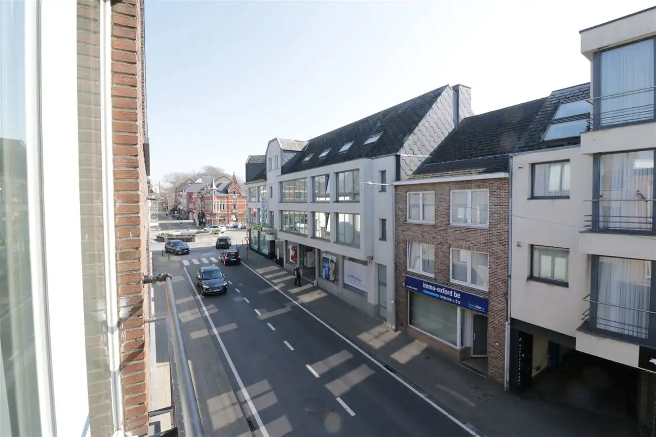 Ruime duplex, twee slaapkamers,  in volle centrum foto 10