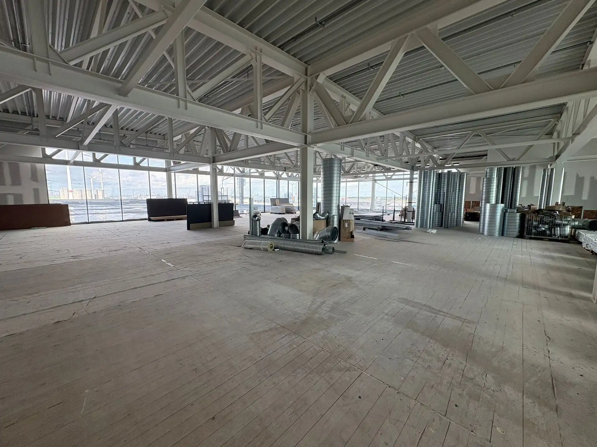 Hoogwaardige kantoorruimte  621m² op toplocatie in Antwerpen foto 3