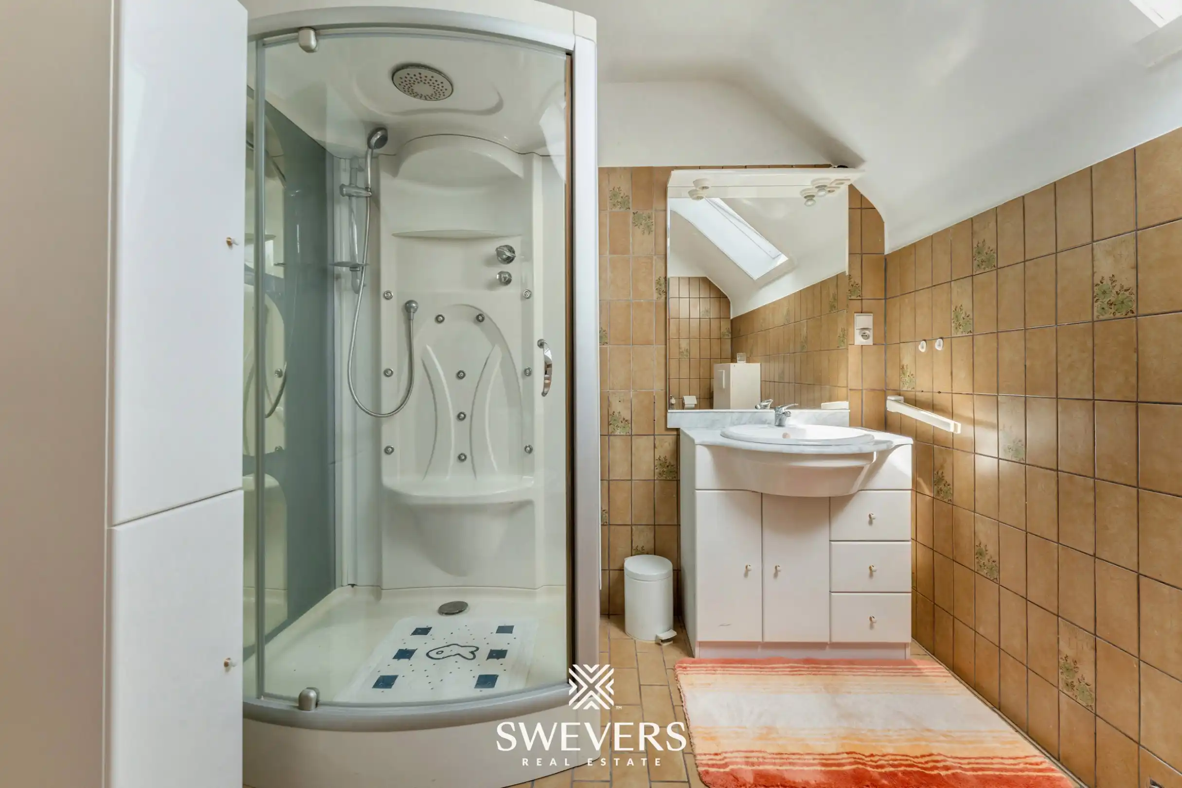 Ruime gezinswoning met 5 slaapkamers en open zicht op groen in Heusden-Zolder foto 25