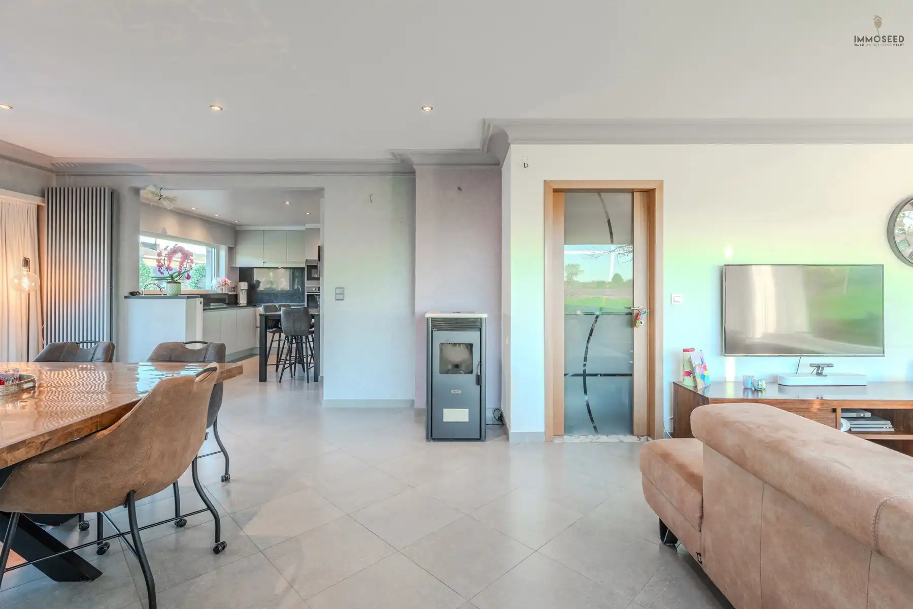 Verrassend ruime woning met verzichten foto 7