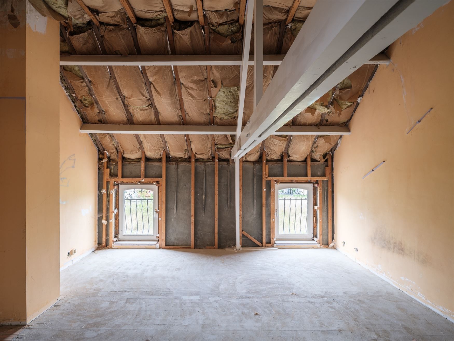 Woning met kantoor, parking en tuin foto 19