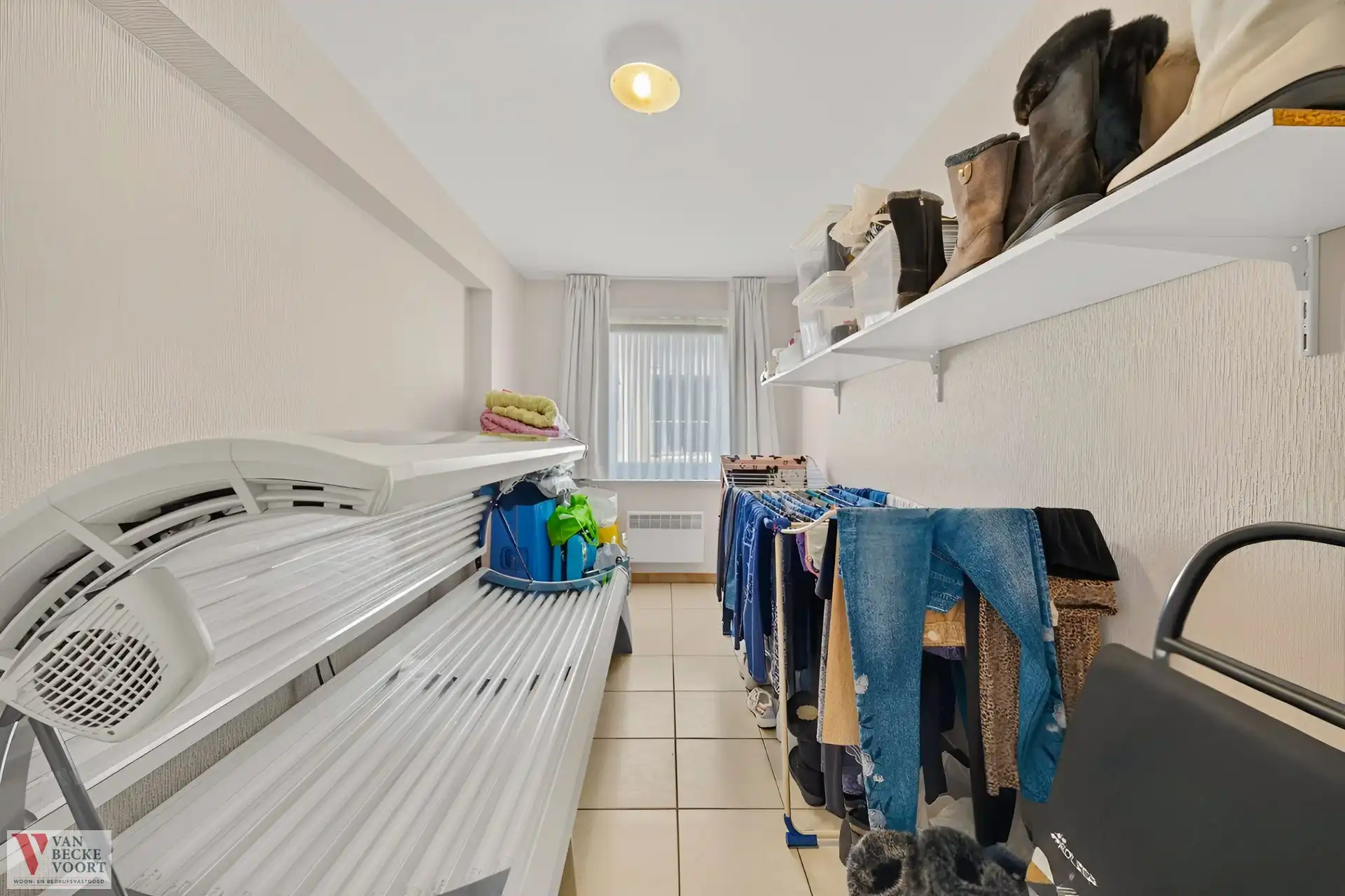 Lichtrijk 2-slaapkamerappartement met stadszicht foto 9