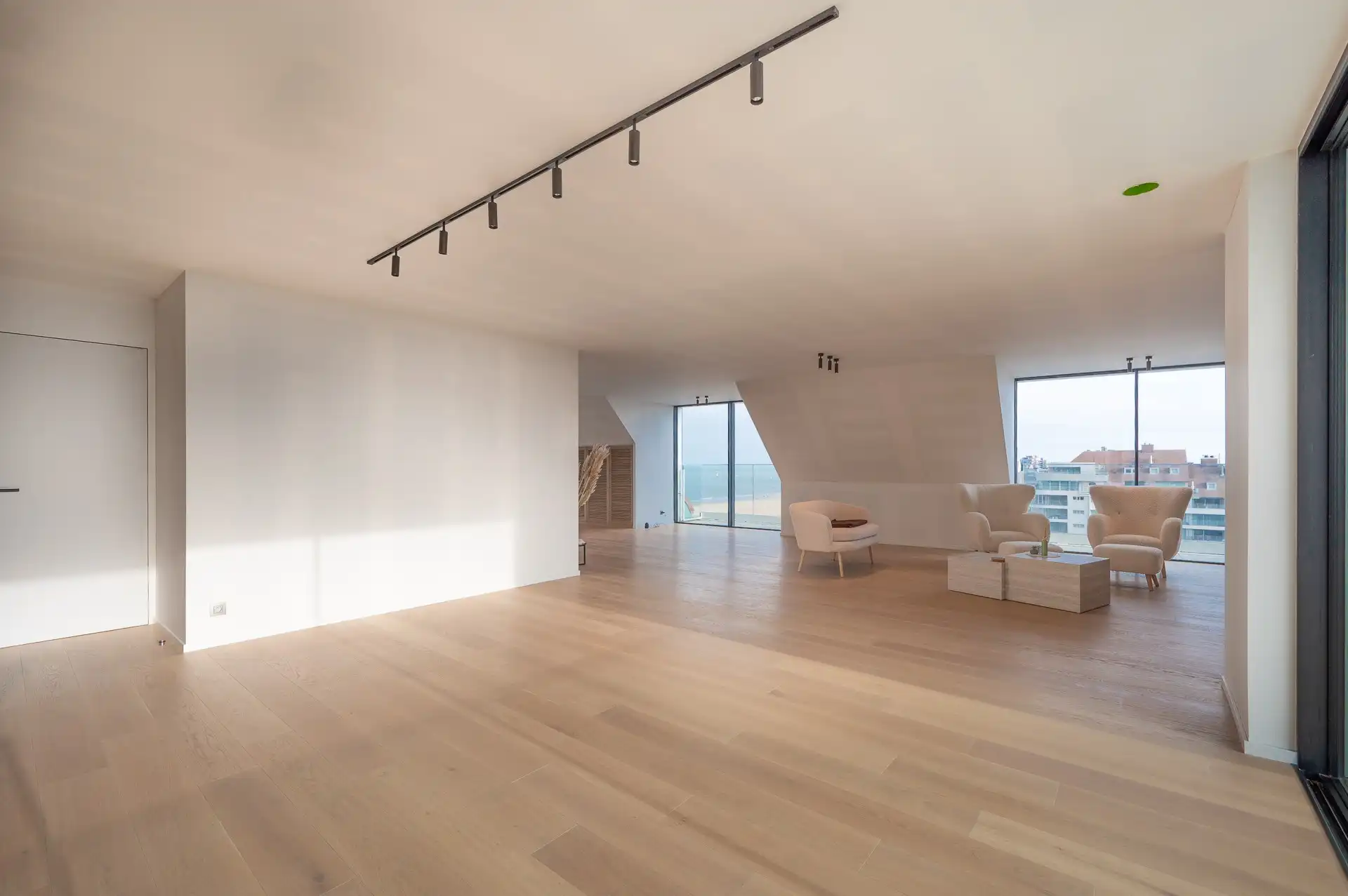 Exclusieve hoekduplex van 427 m² met frontaal zeezicht foto 12