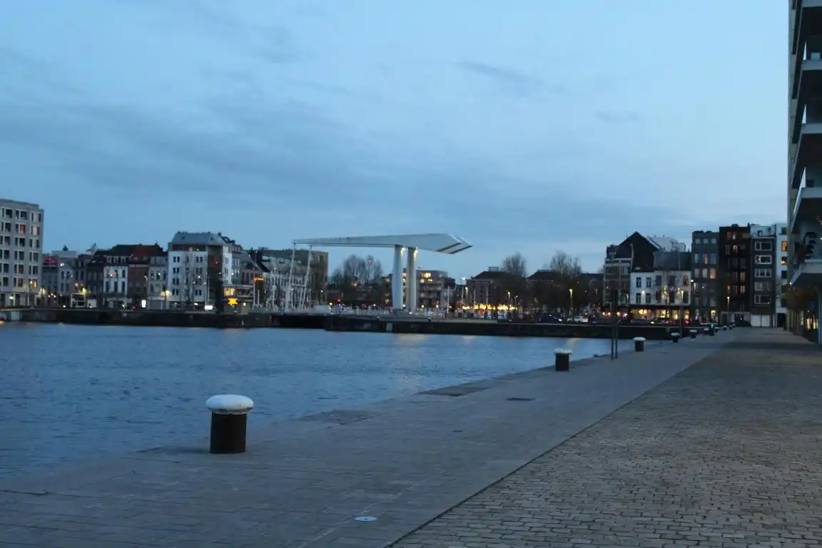 Bemeubeld appartement foto 20