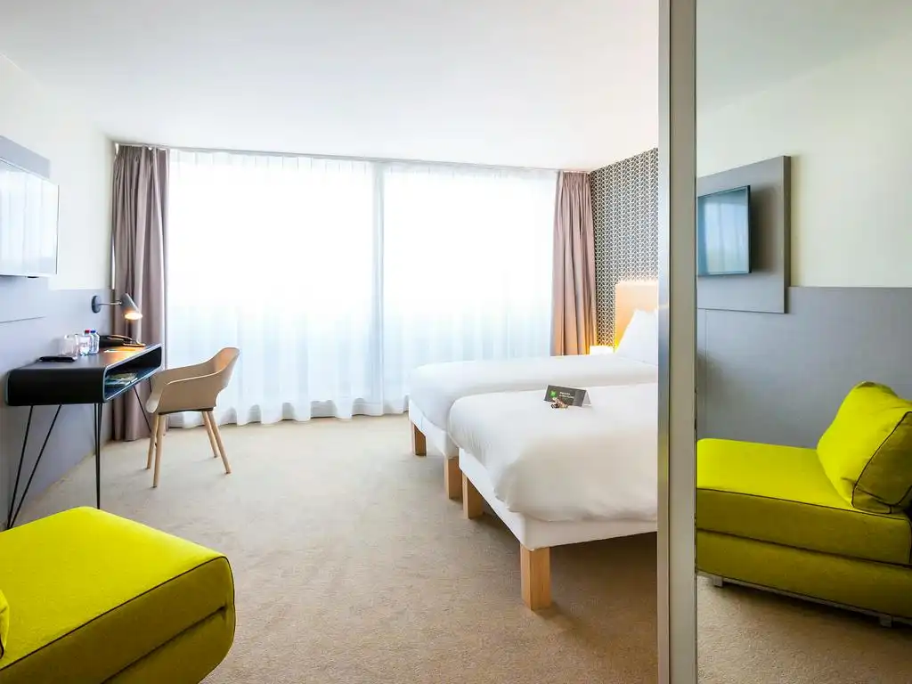 Hotelkamer als investering in ibis Kortrijk Expo foto 2