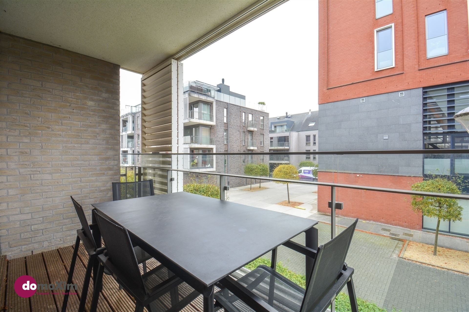 Instapklaar appartement met 3 slaapkamers in de dorpskern van Boortmeerbeek foto 2