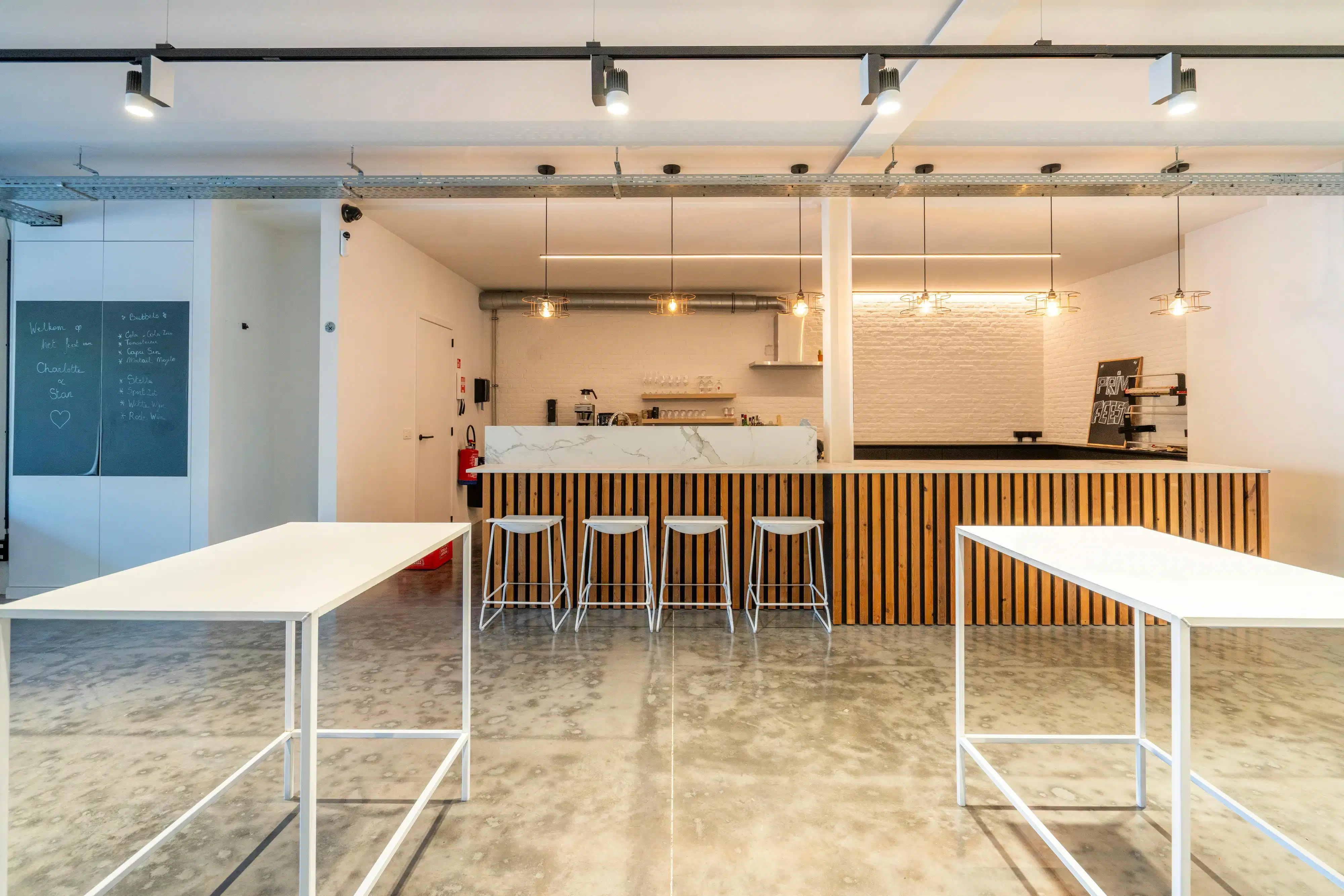 Prachtig gerenoveerd handelspand foto 4