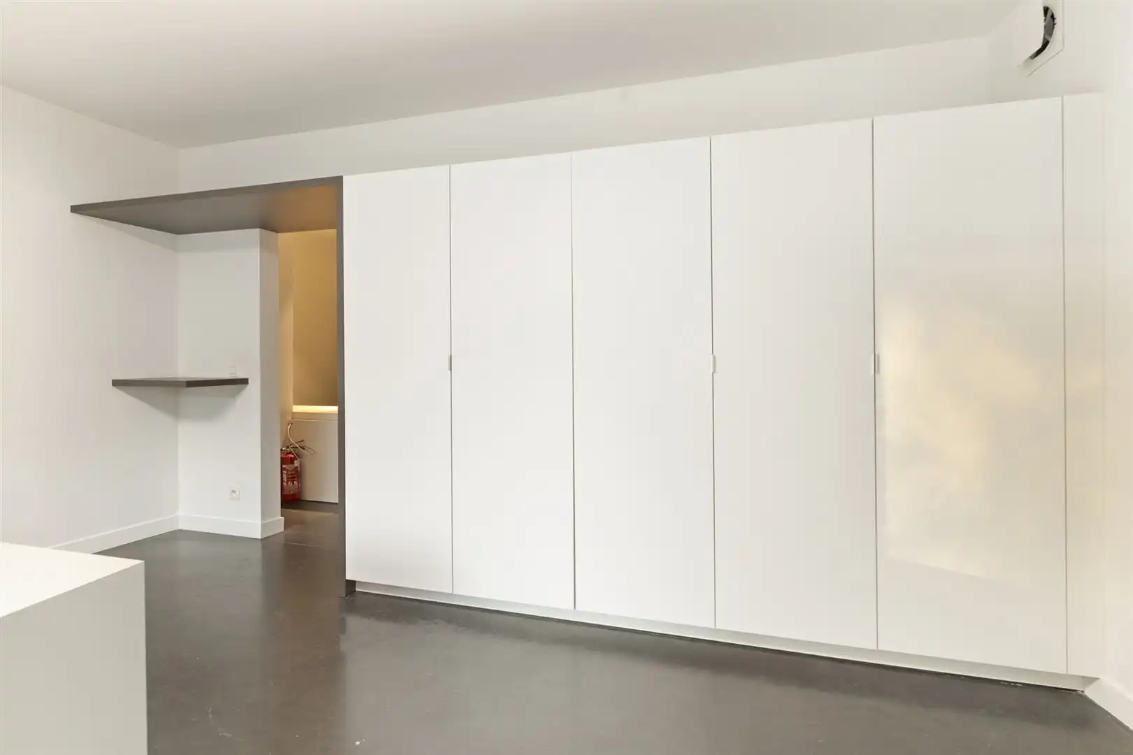 TE KOOP: Modern kantoor op gunstige locatie te Houthalen! foto 8