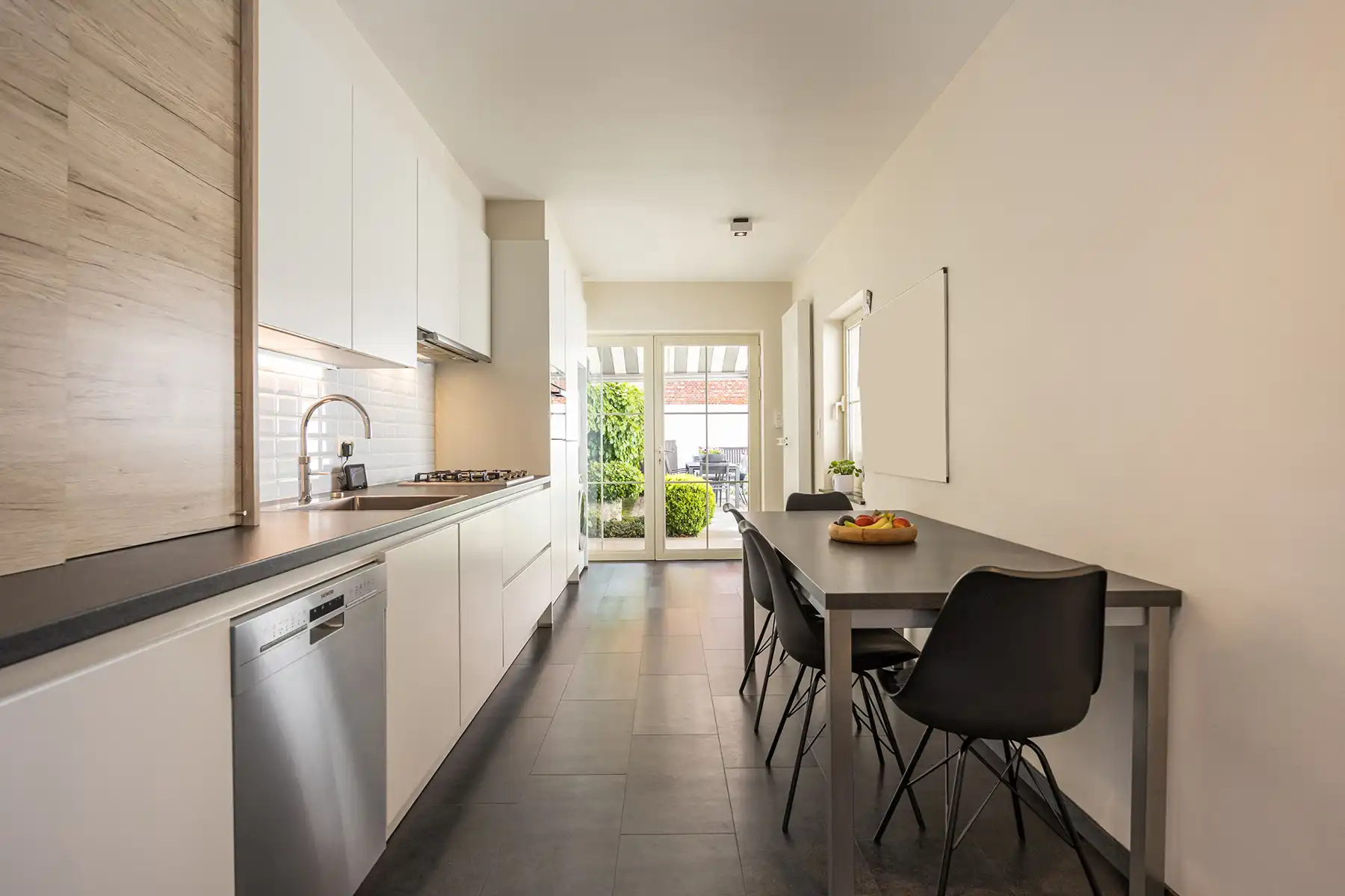 Instapklare woning met 2 slaapkamers en stadstuin in centrum Turnhout. foto 6