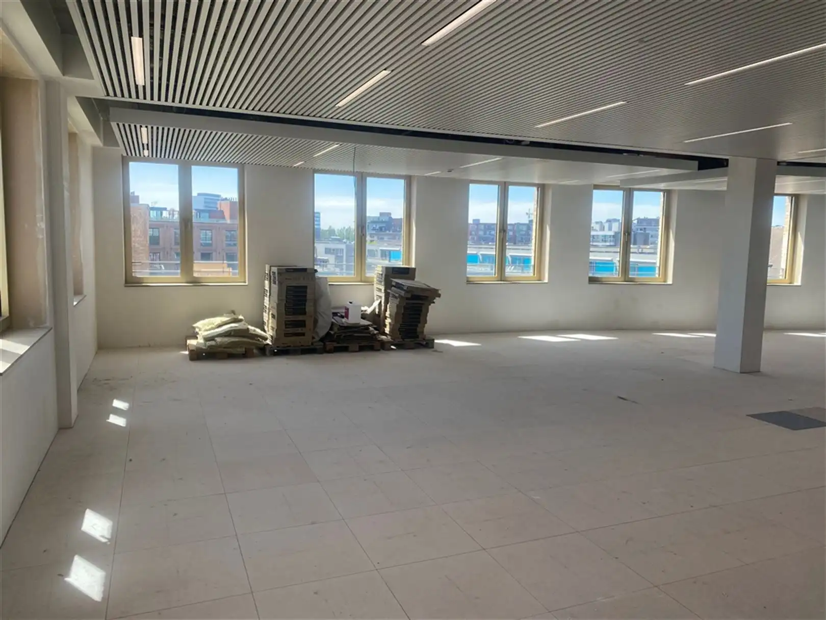 Nieuwbouwkantoor nabij het Gentse stadscentrum Keizerpoort met oppervlakte van 257 m² foto 6