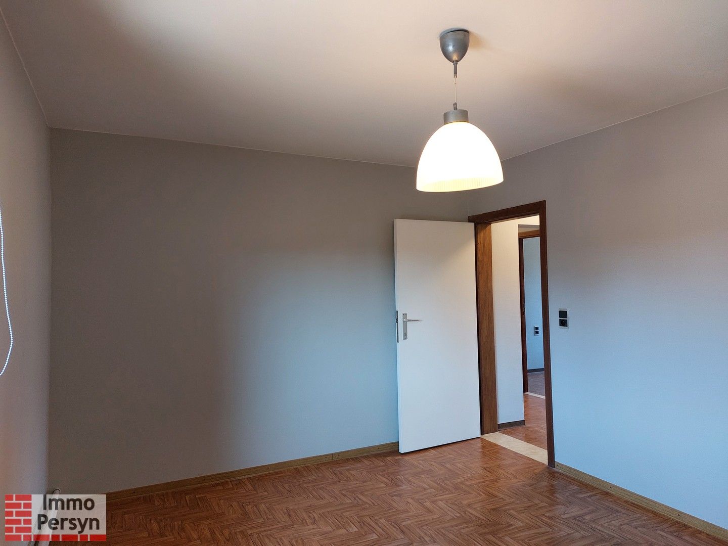 Rustig gelegen woning met loods foto 18