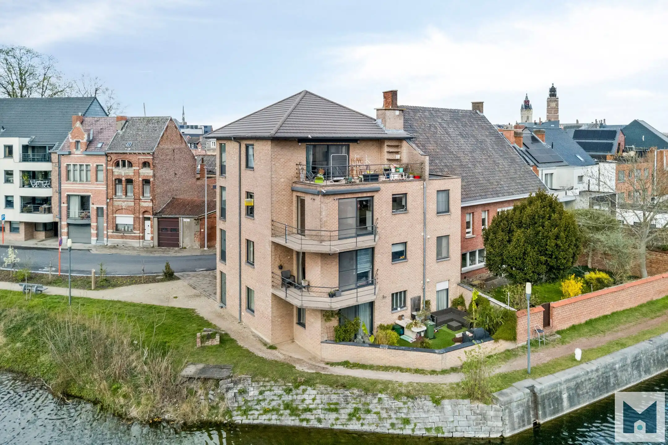 Lichtrijk app. met 2 slpks en prachtig zicht op het water! foto 18