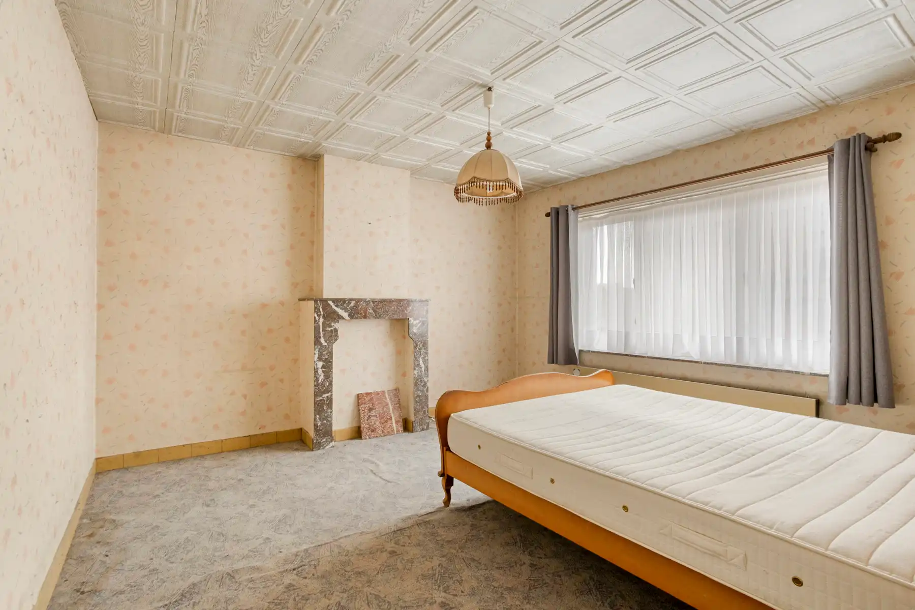 Charmante te renoveren woning met tuin in Appelterre foto 11