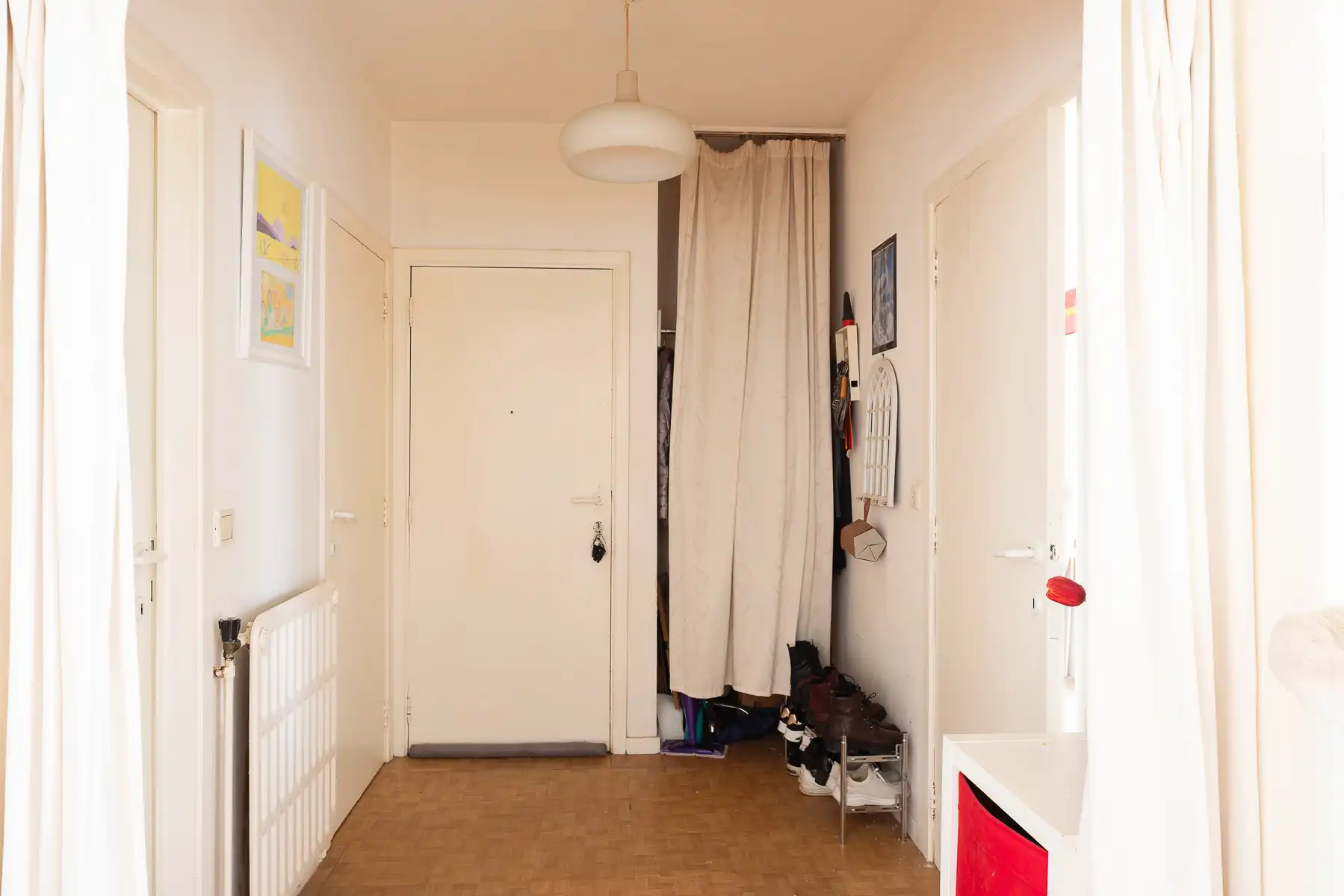 Ruim appartement met 2 slaapkamers en balkon foto 14