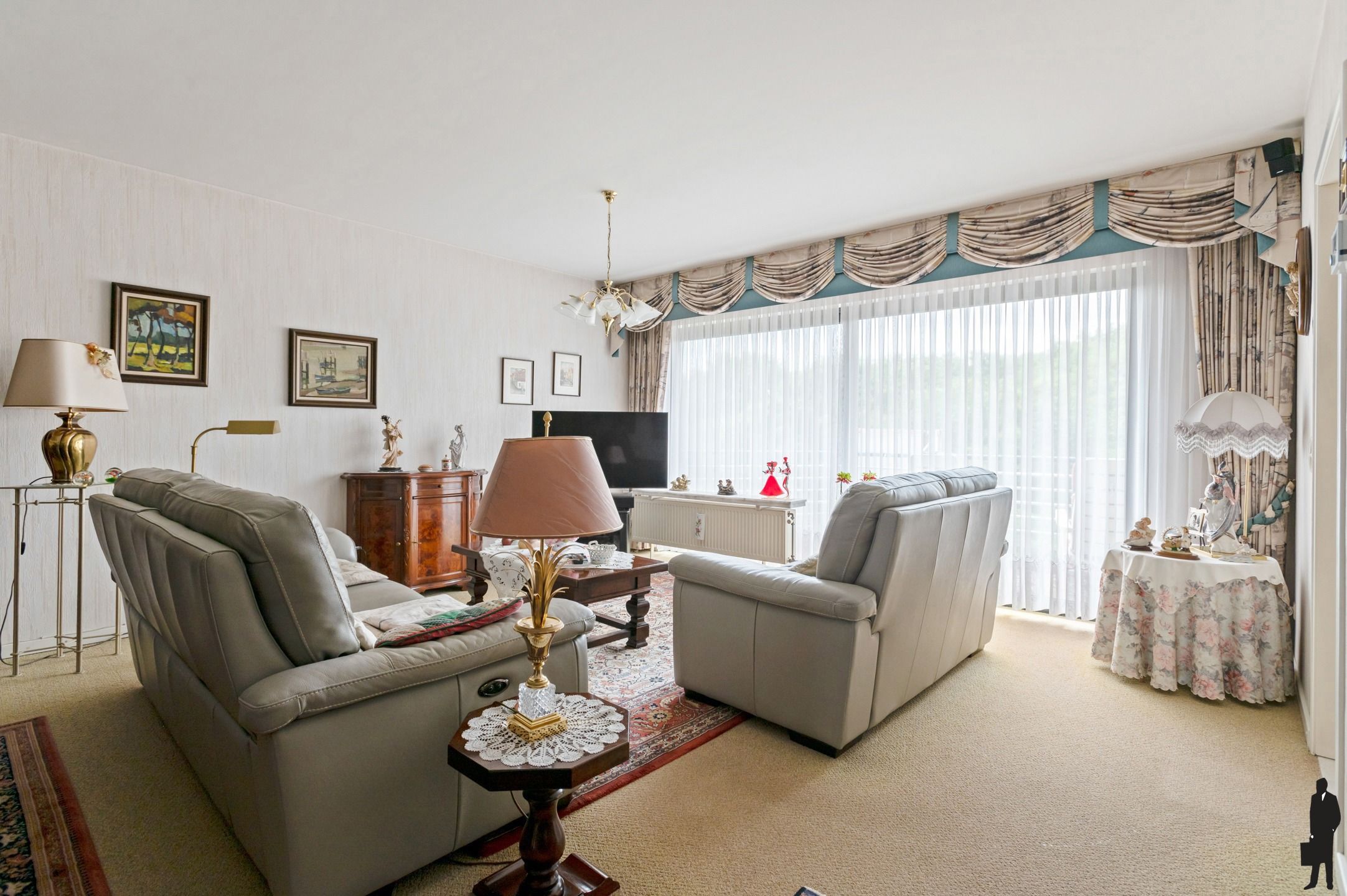 Ruim 3 slaapkamer appartement met 2 terrassen. foto 5