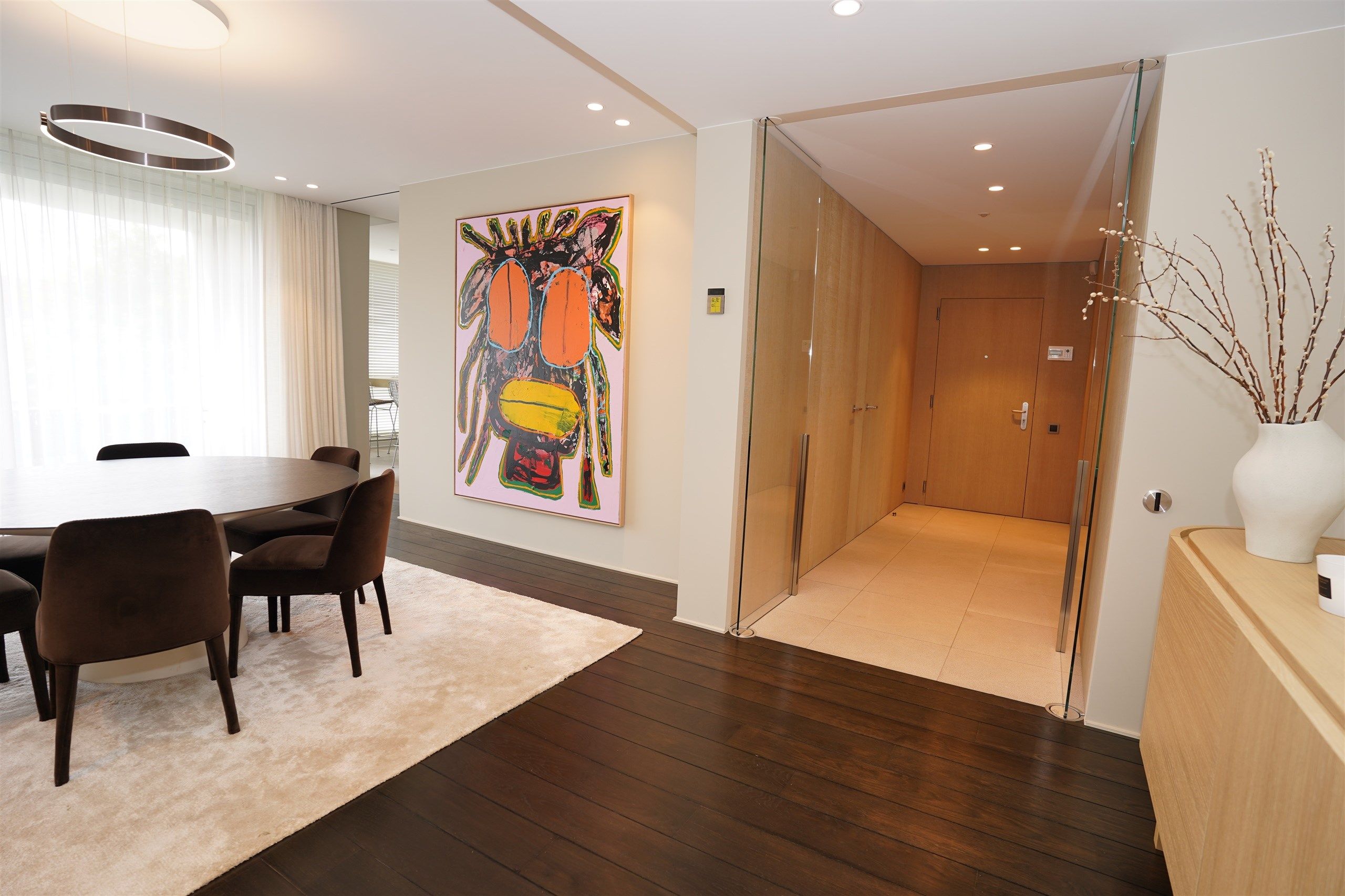 Luxeappartement met frontaal Leiezicht & voorbijglijdende bootjes foto {{pictureIndex}}
