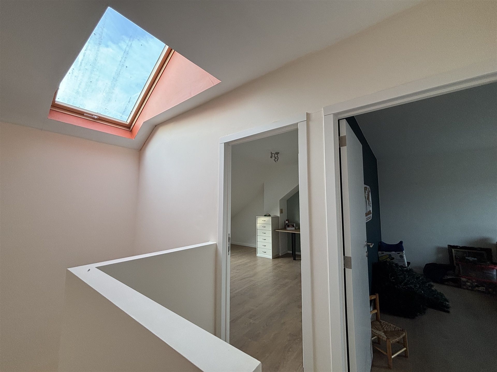BEZOEKEN VOLZET: Moderne woning met 4 slaapkamers en tuin  foto 14