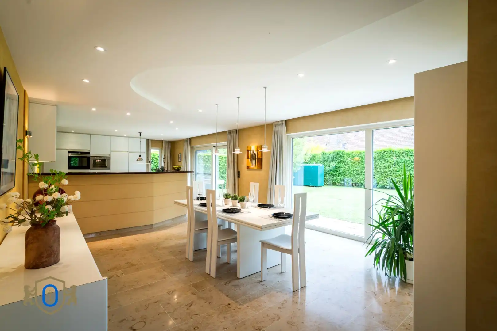 Vrijstaande 4-slpkr woning met tuin & garage foto 13