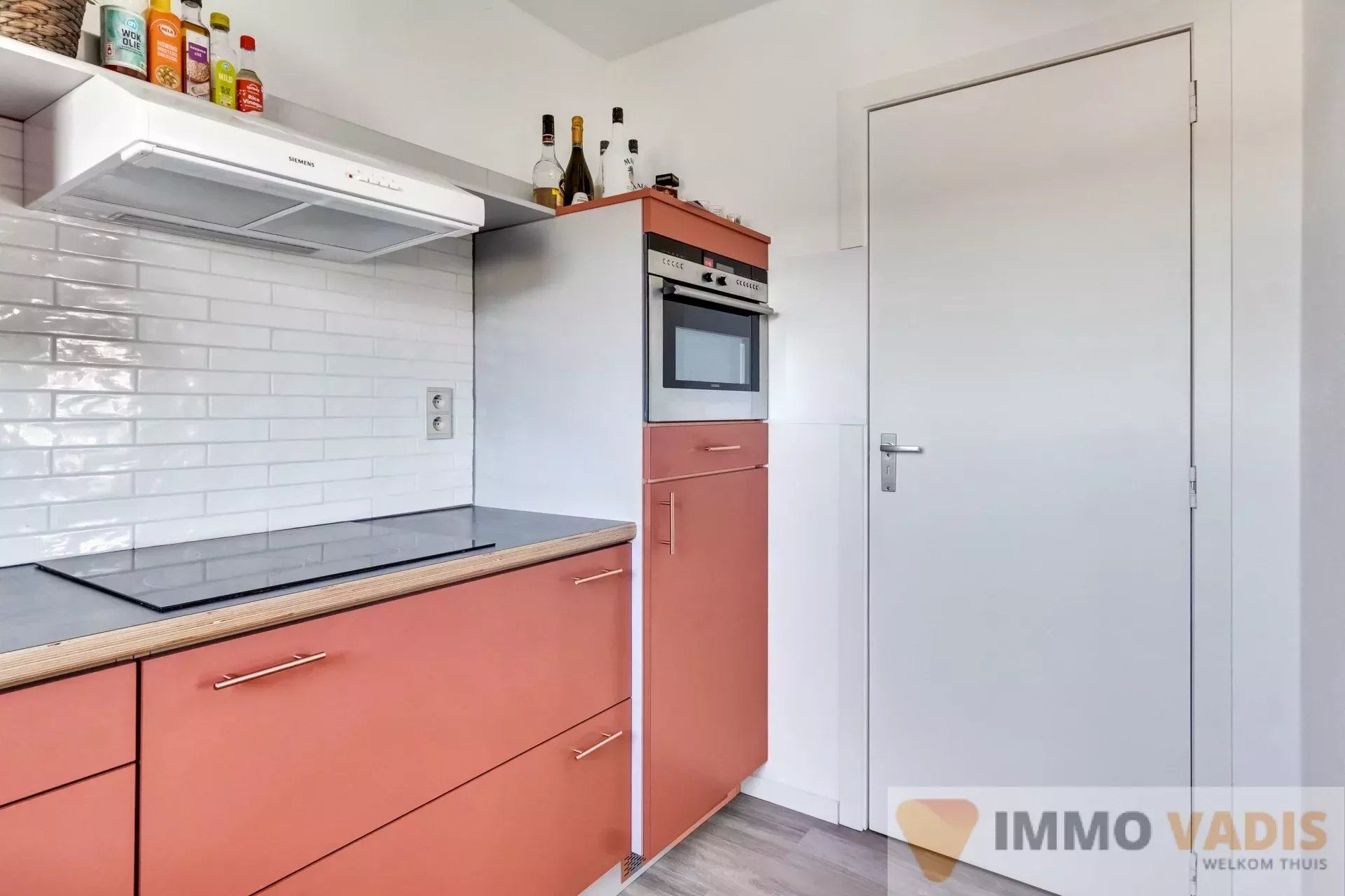 Charmant appartement in Riemst foto 13