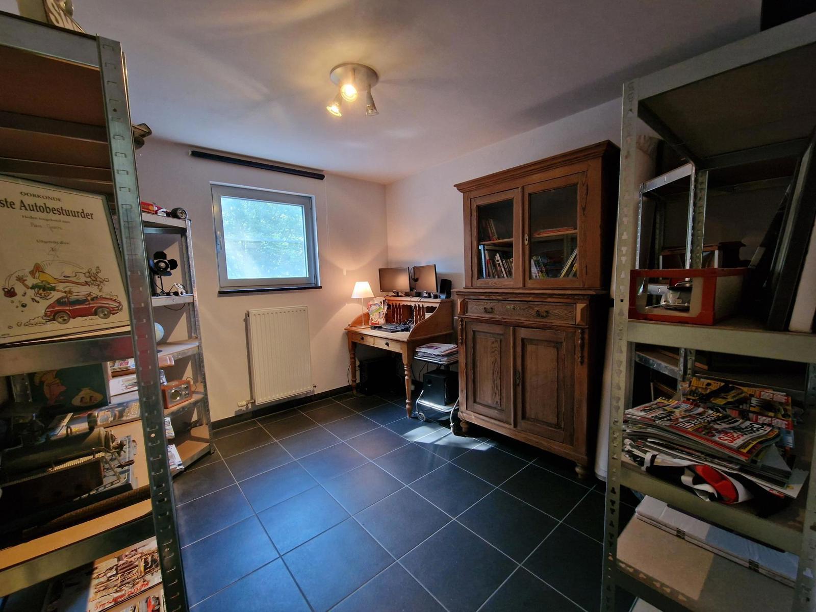 Appartement met groot terras en garage op Boulevard te Mol foto 30