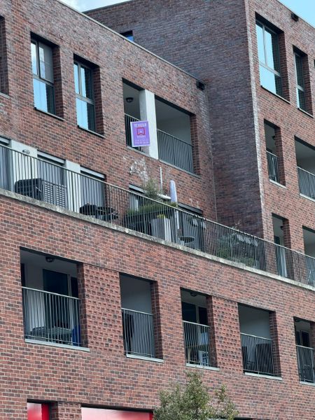 Instapklaar bemeubeld 2-slpk appartement met  terras, en kelder centrum Geel foto 2