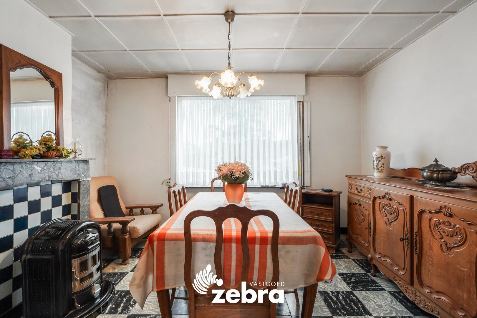 Te renoveren stadswoning met aparte garage in centrum Tielt. foto 10