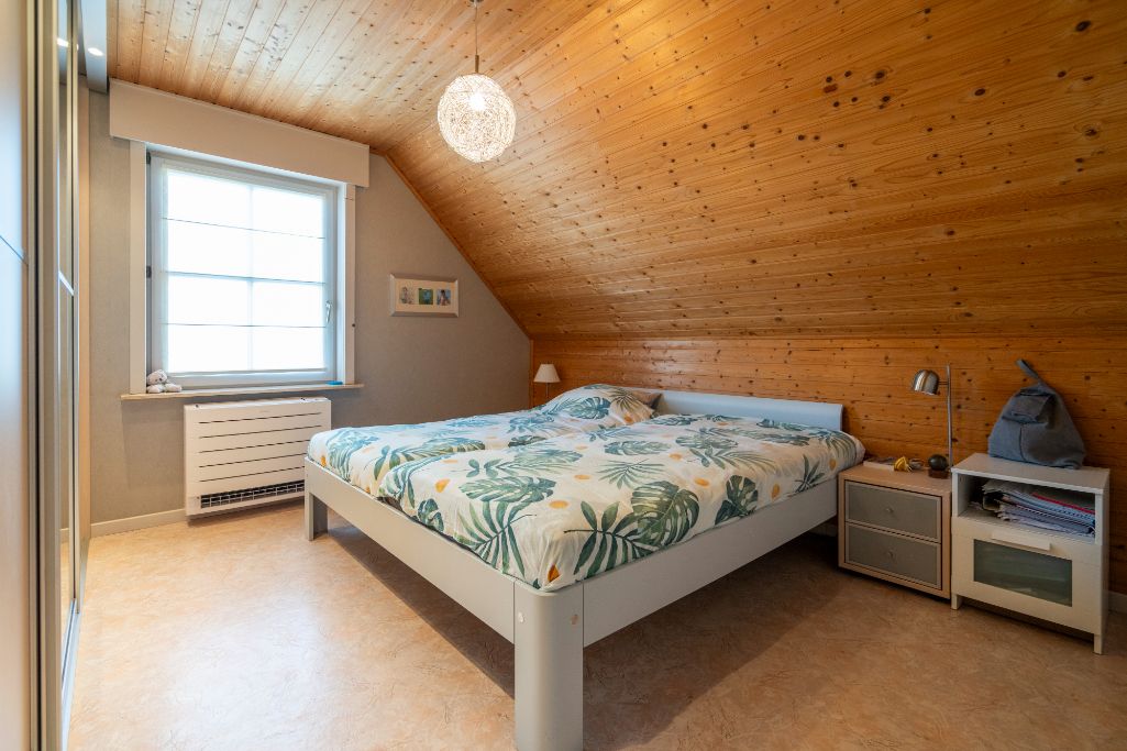 Charmante halfopen woning te Roeselare foto 12