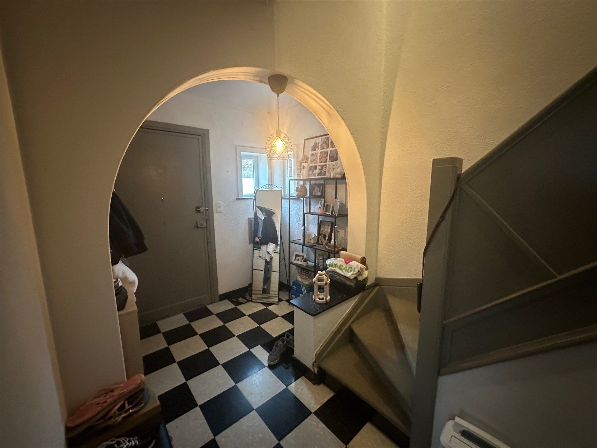 Vrijstaande woning met 2 slaapkamers, garage en tuin foto 8