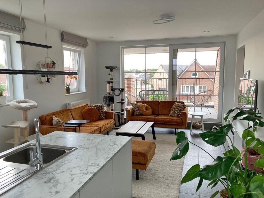 Nieuwbouwappartement met twee slaapkamers, terras en autostandplaats foto 2