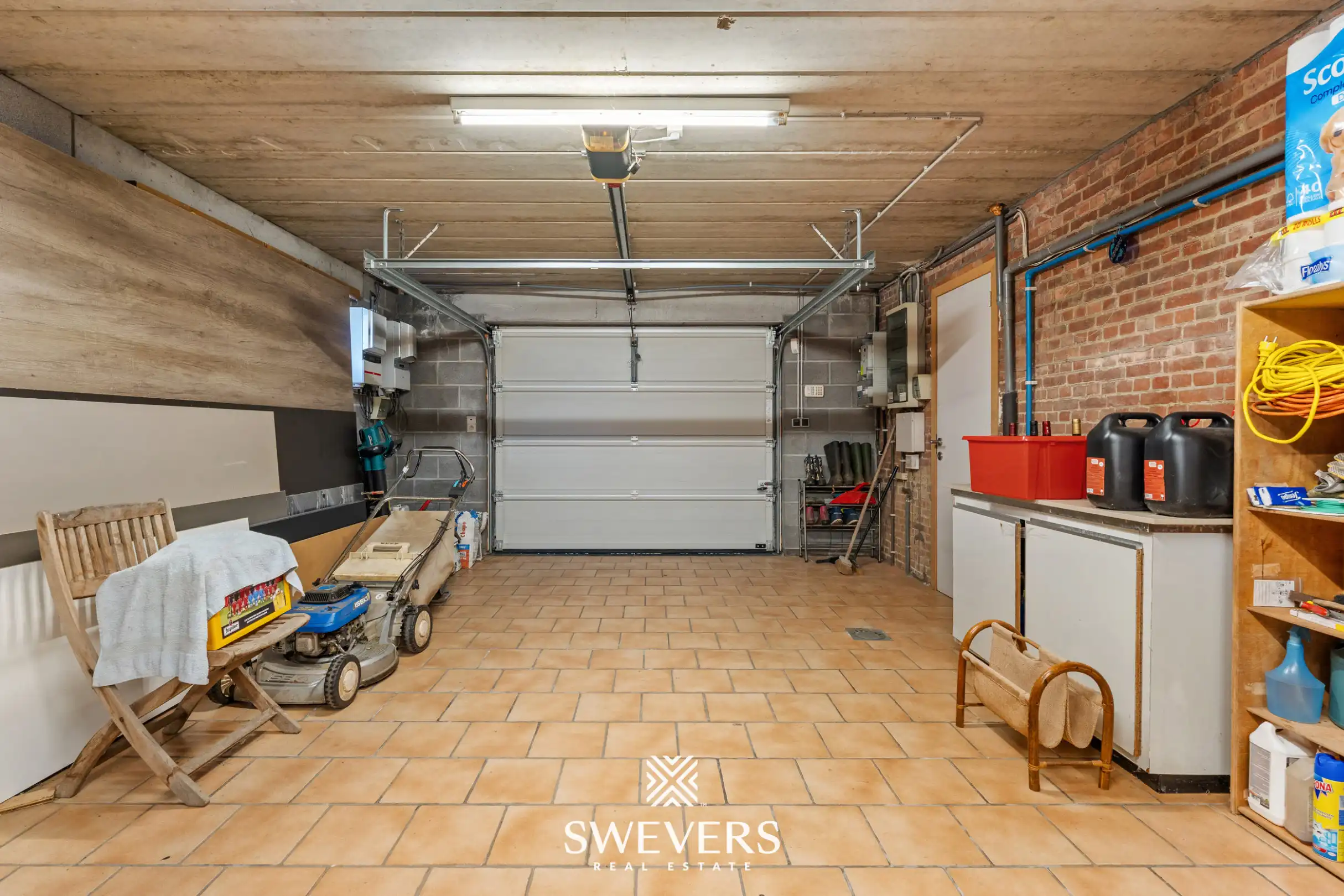 Uitstekend gelegen ruime woning met 3 slaapkamers en mooie zuidgerichte tuin. foto 15