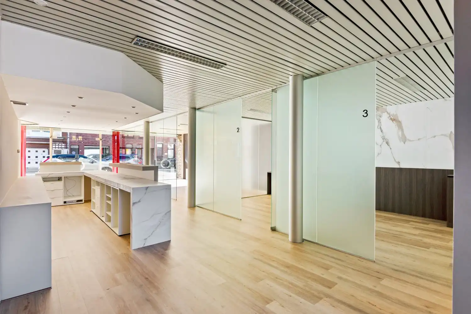 Handelsgelijkvloers in het centrum van Wijnegem! foto 7